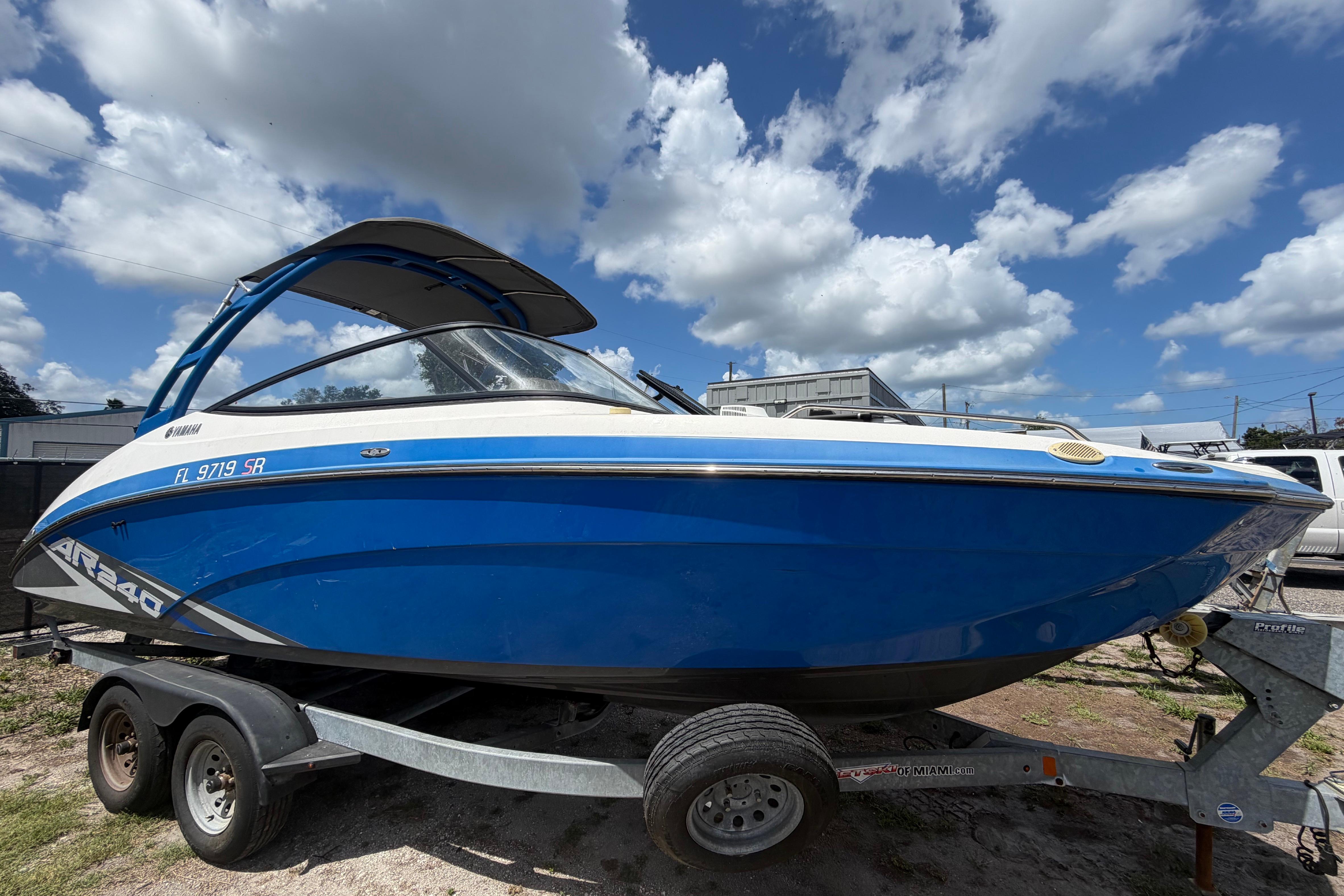 2020 Yamaha Boats AR240