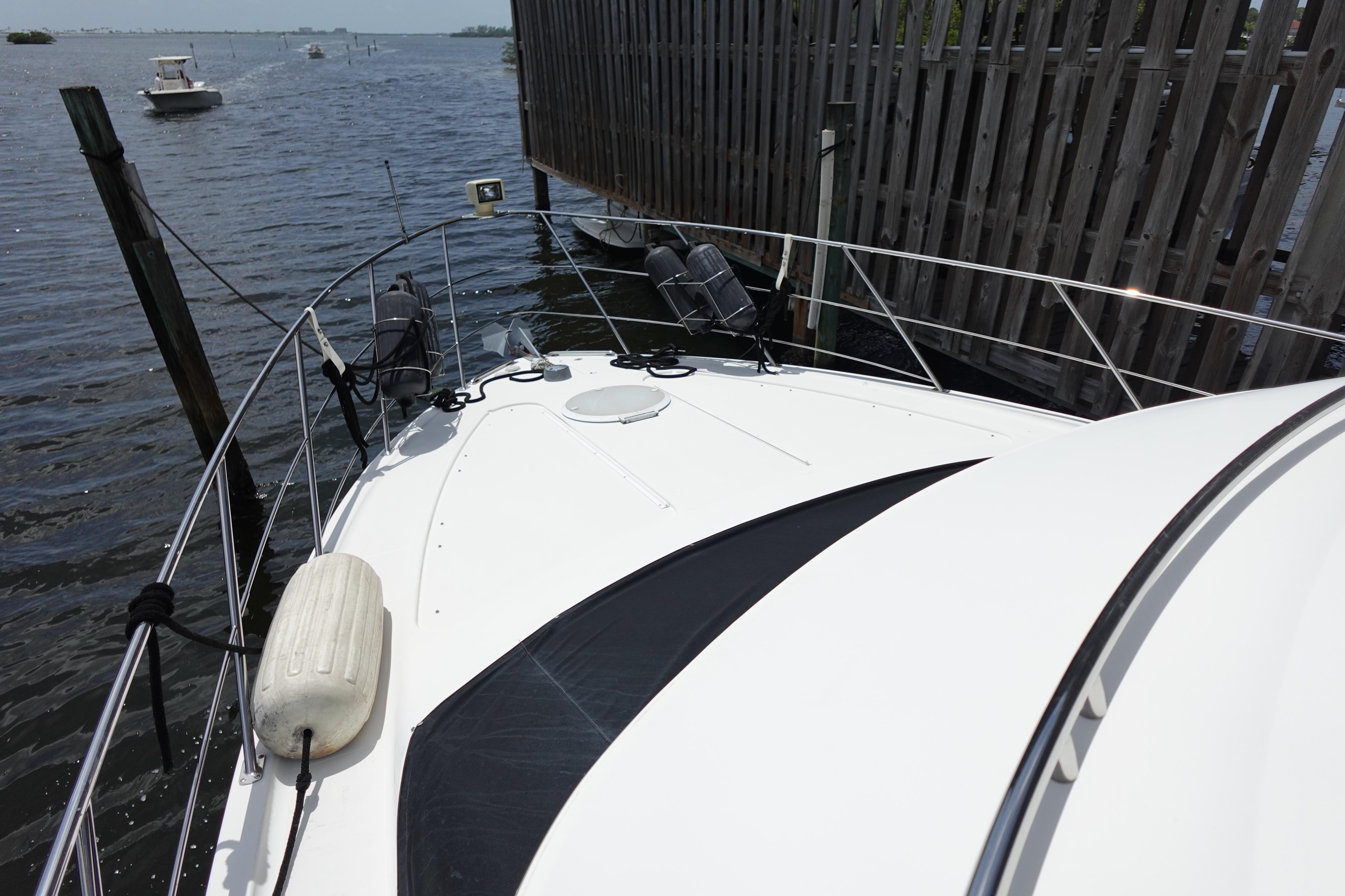 2004 Carver 396 Aft Cabin Motor Yacht - 81