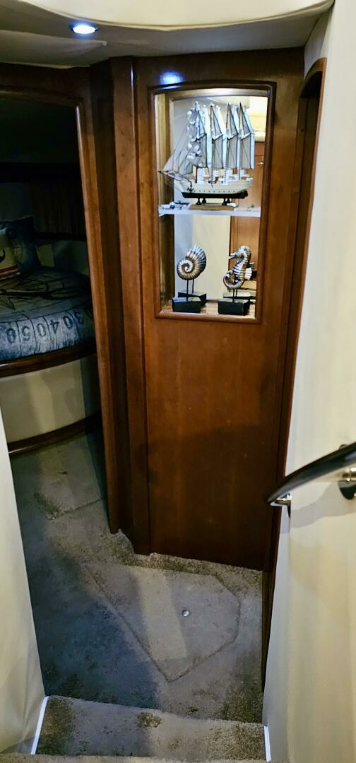 1999 Carver 450 Pilothouse - Image 36