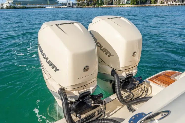 2022 Chris-craft Catalina 30 - Image 8