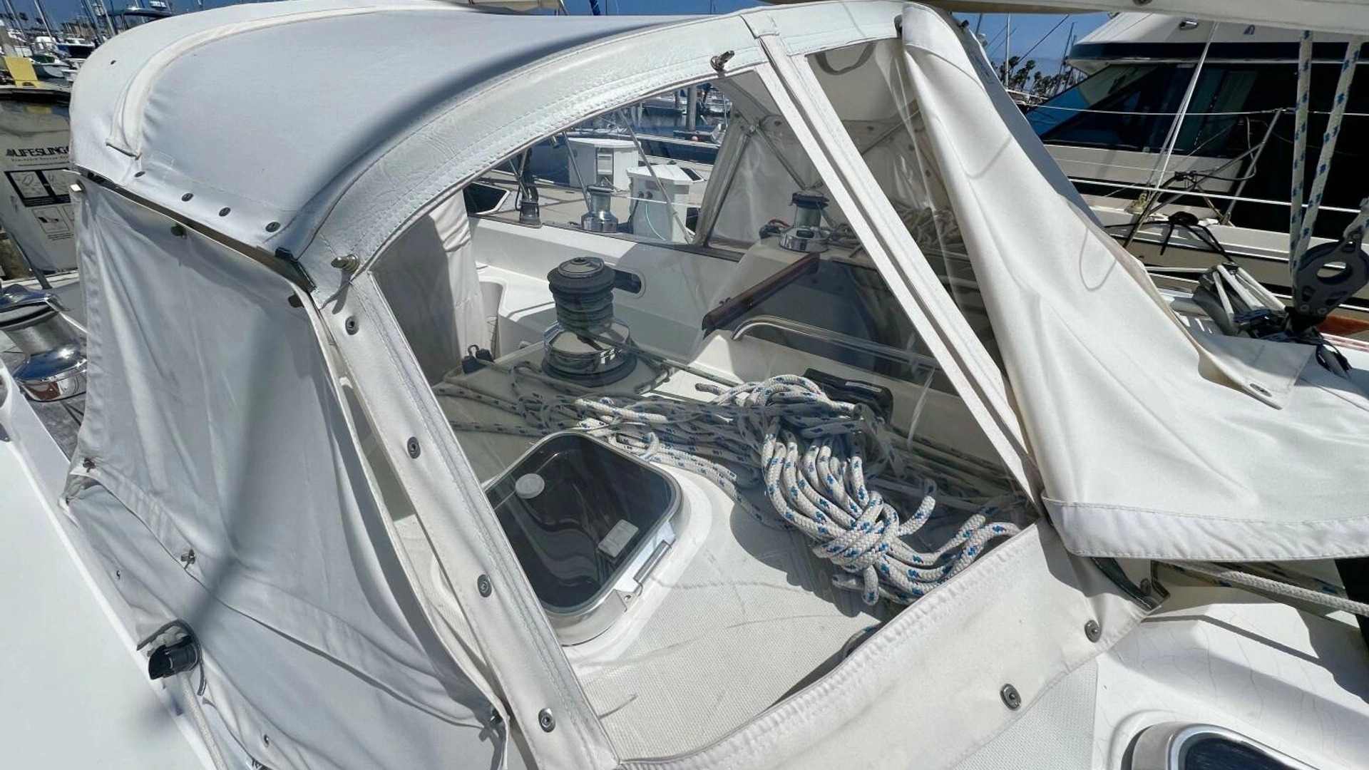 1999 Sabre 402 Sail - Image 35