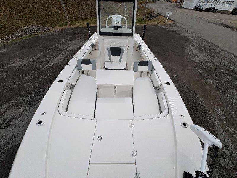 2026 Robalo 246 Cayman - 63