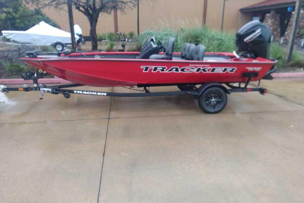 2026 Tracker Pro Team 175 Crappie Edition boat in red on a trailer.