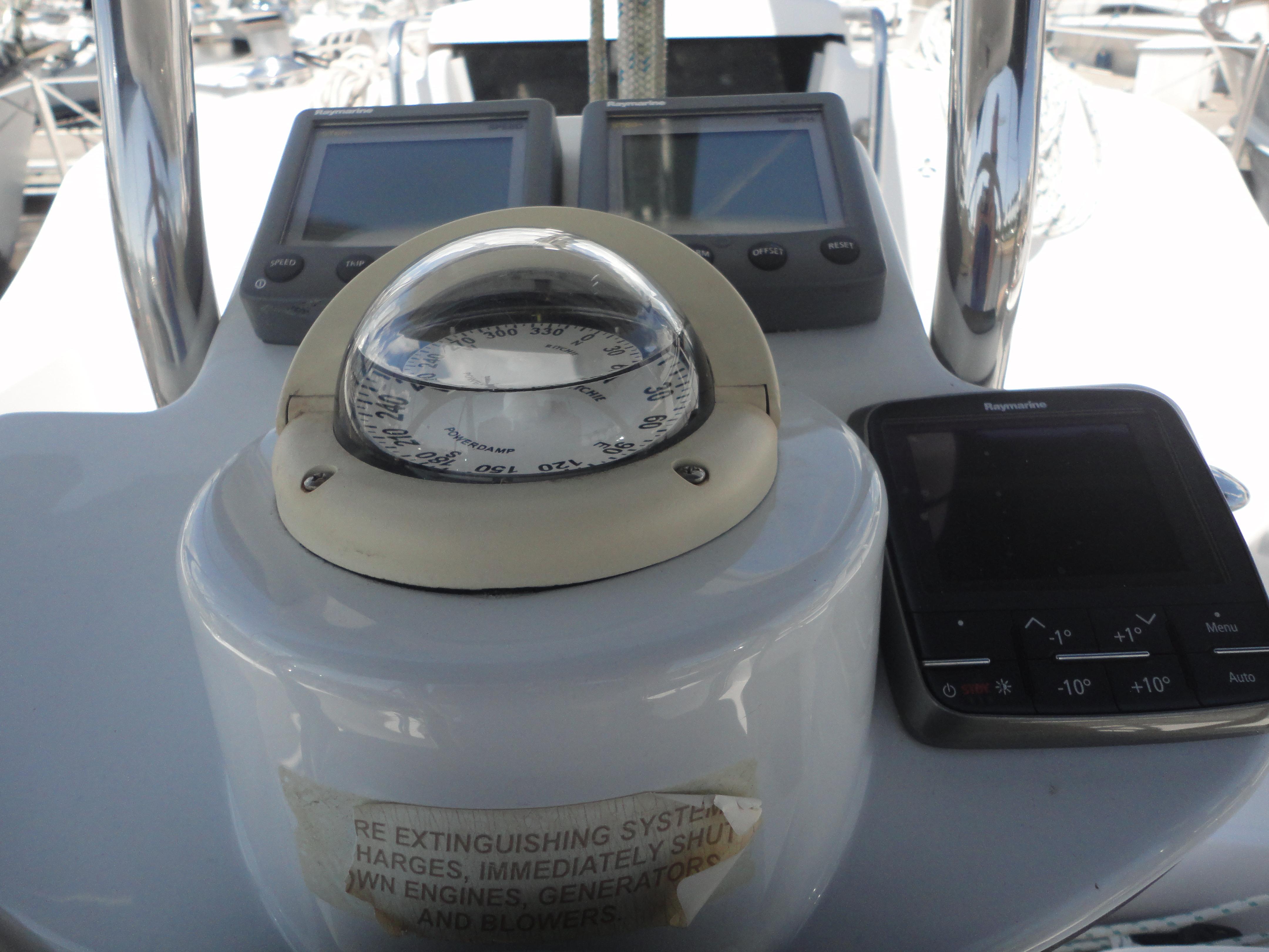 2013 Marlow-Hunter Hunter 27 - 25
