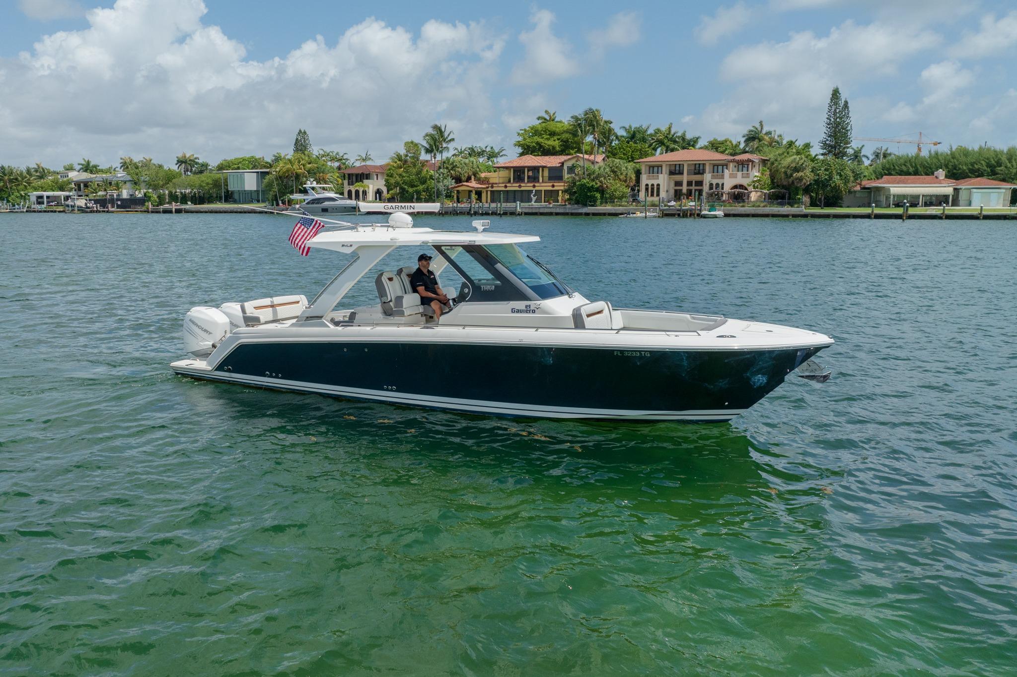 2022 Tiara Yachts 34 LS