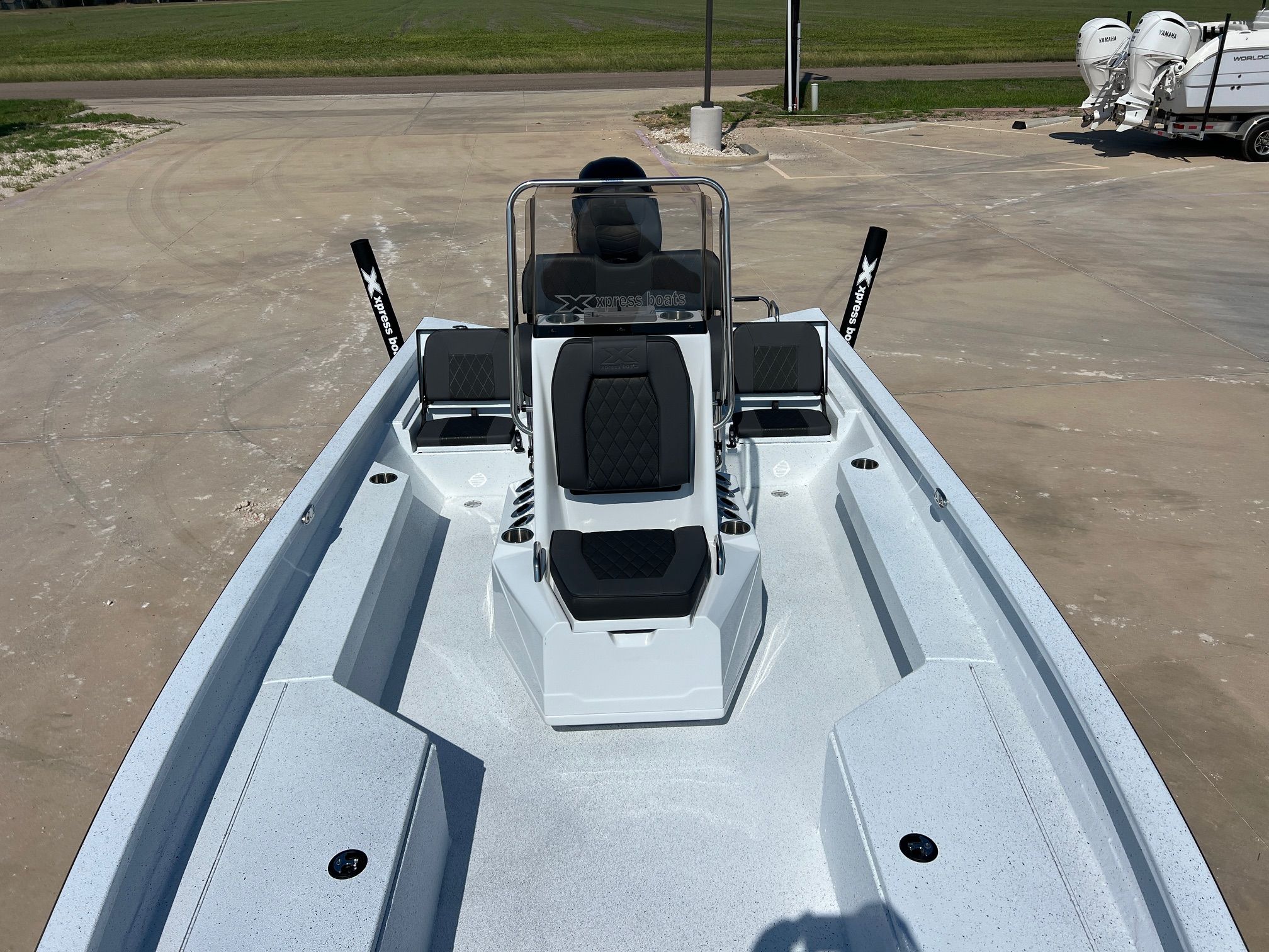 2026 Xpress H22B Bay - 20
