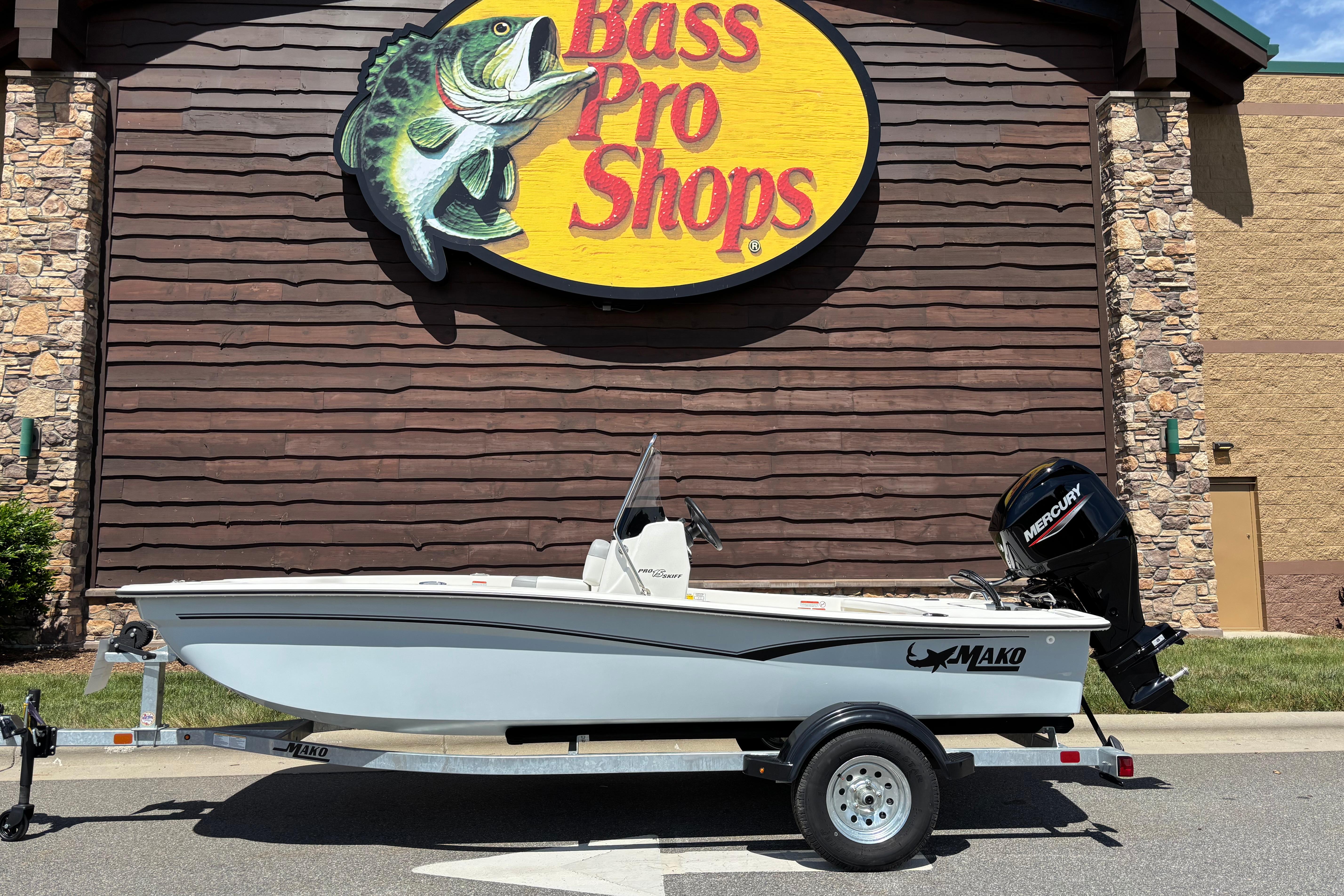 2026 Mako Pro Skiff 15 CC