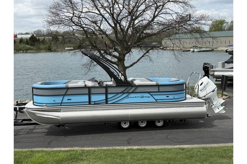2026 South Bay 224 RS 3.0 Hybrid Arch