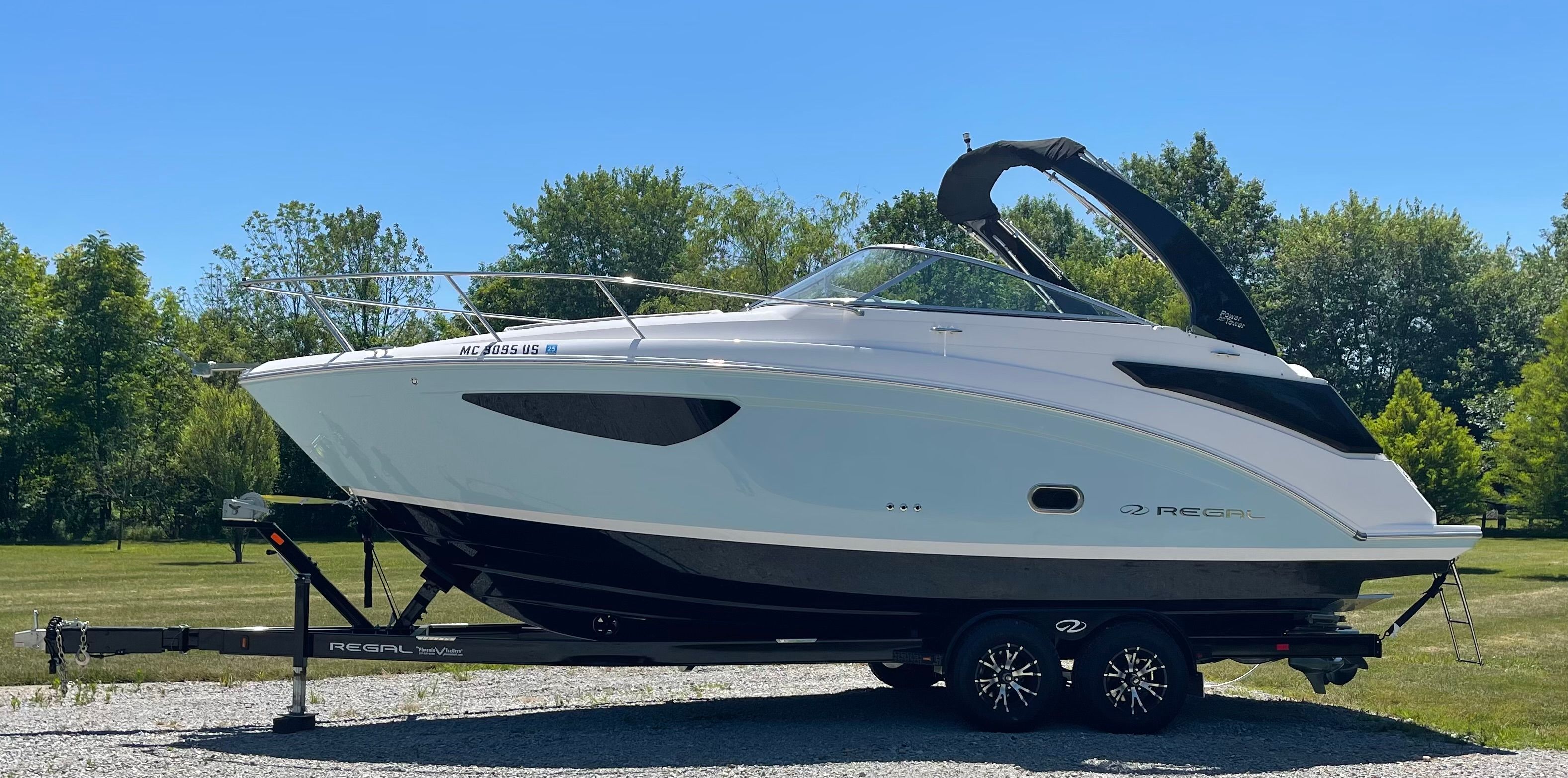 2022 Regal 26 Express