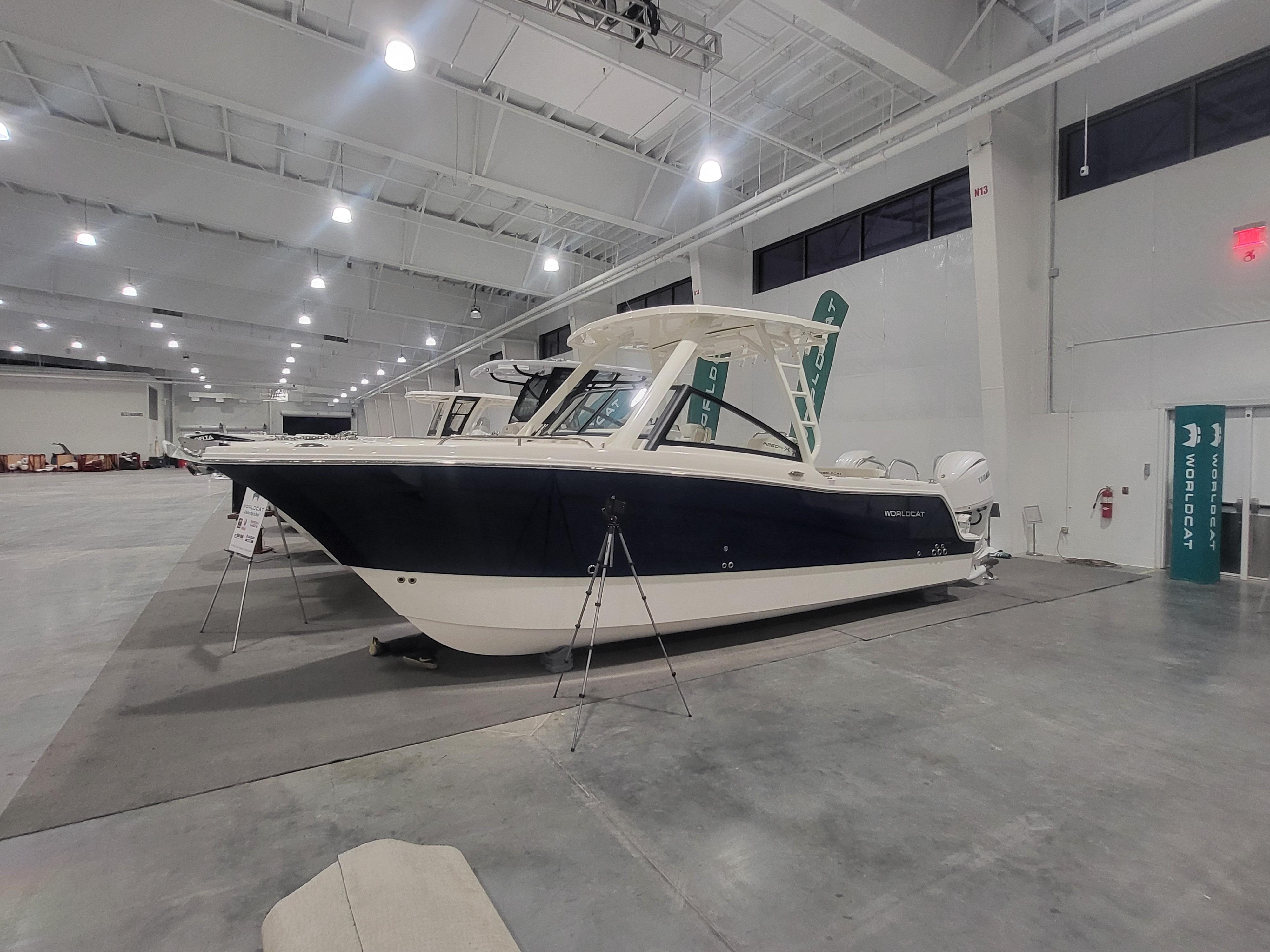 2025 World Cat 260 DC-X