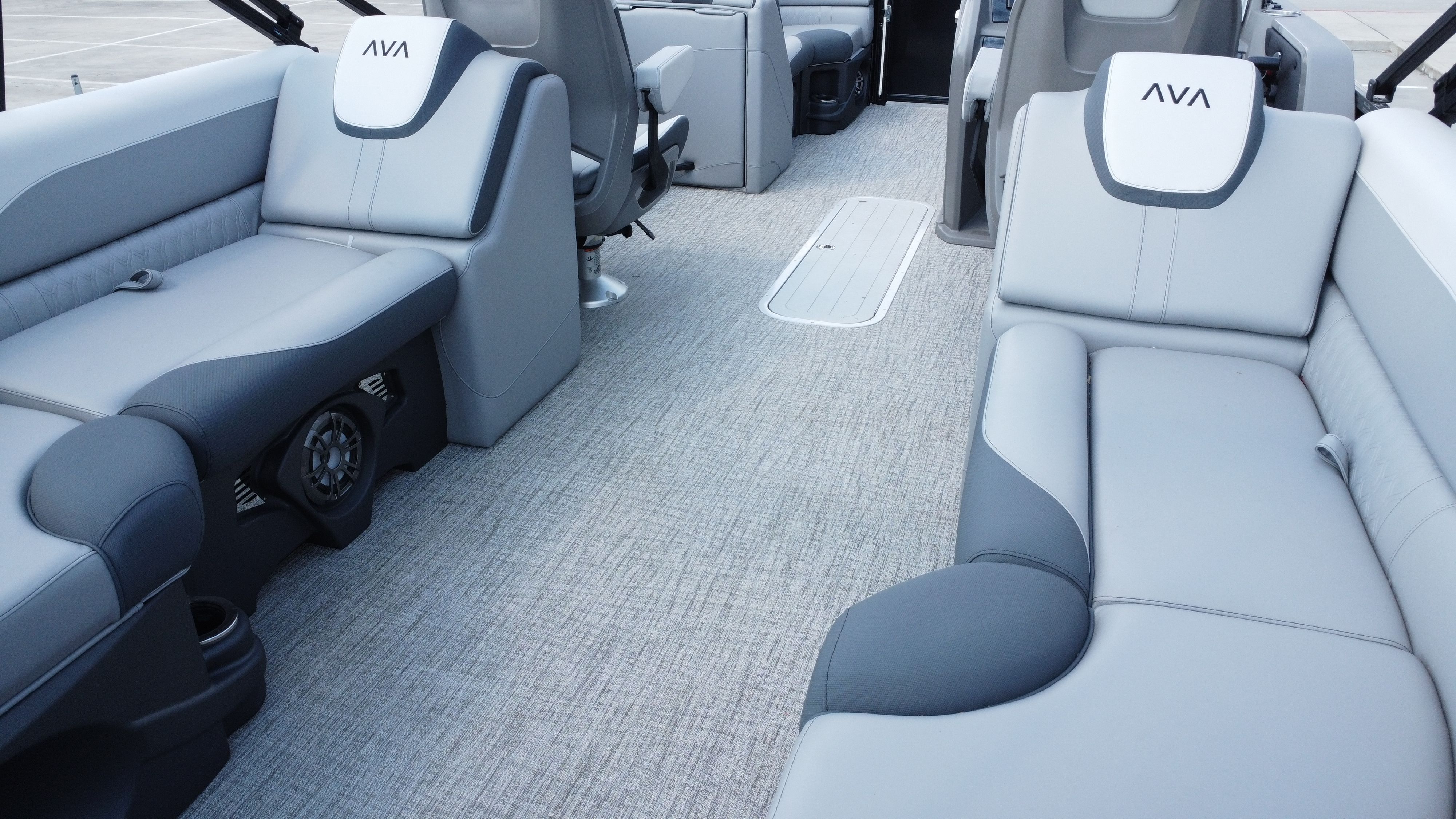 2025 Avalon LSZ Quad Lounge - 23' - 27