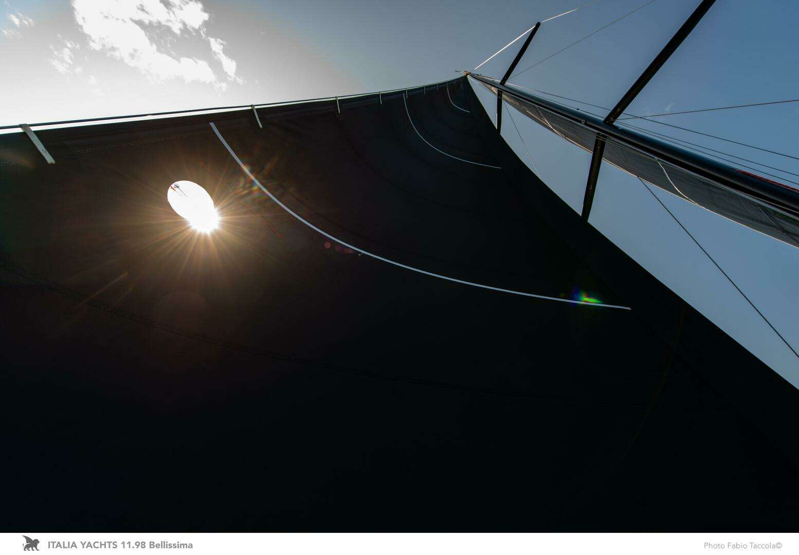 2026 Italia Yachts 11.98 - Image 25
