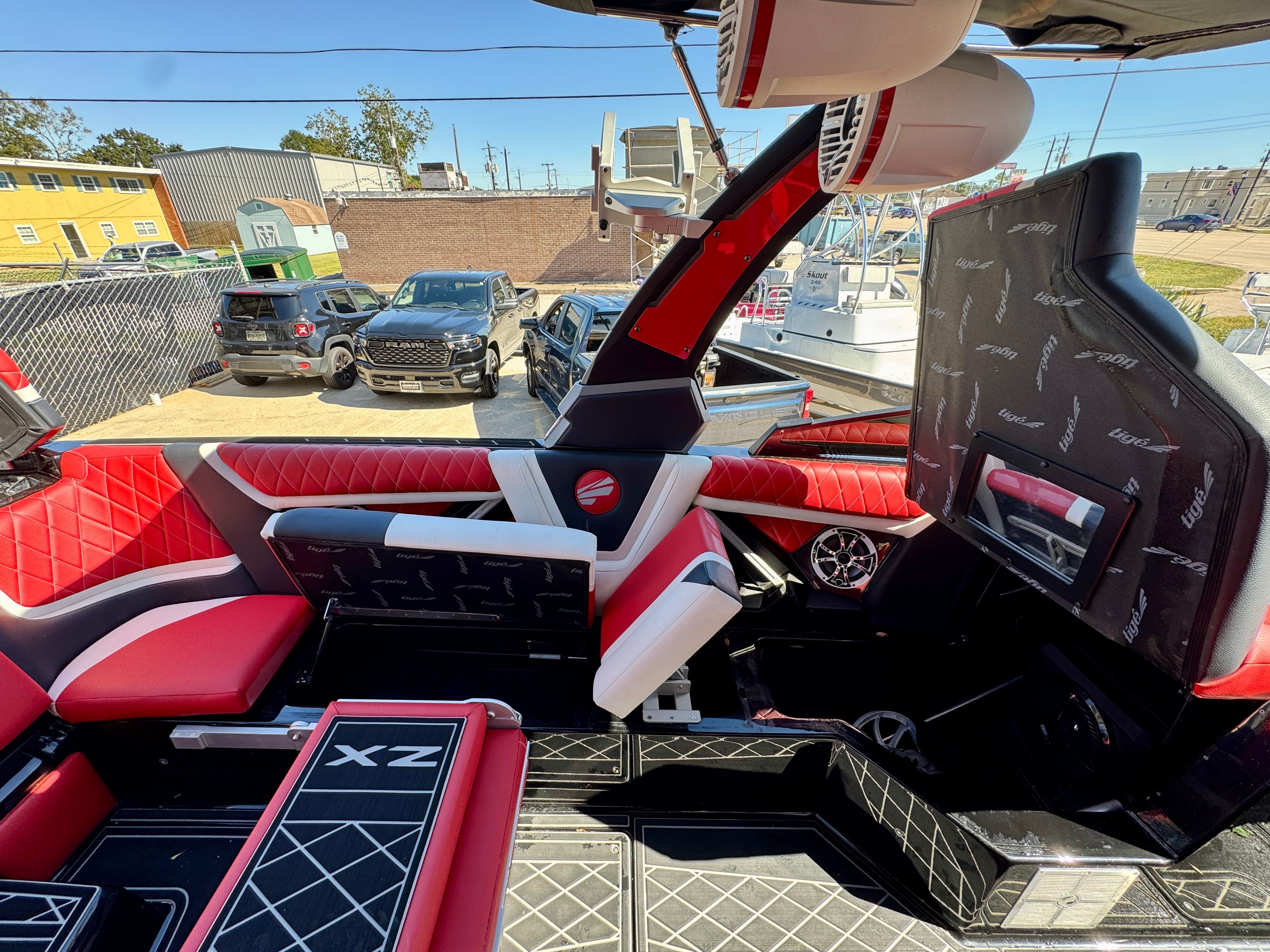 2021 TIGE 25 ZX - Image 21