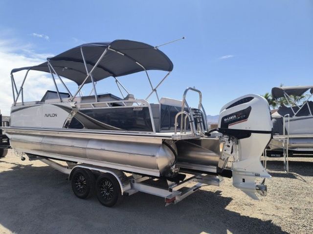 2026 Avalon LSZ Elite Windshield 23 FT - 3