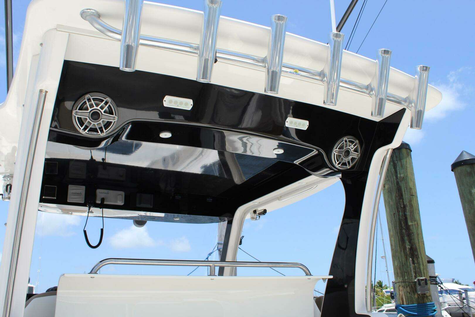2016 Edgewater 370 - Image 15