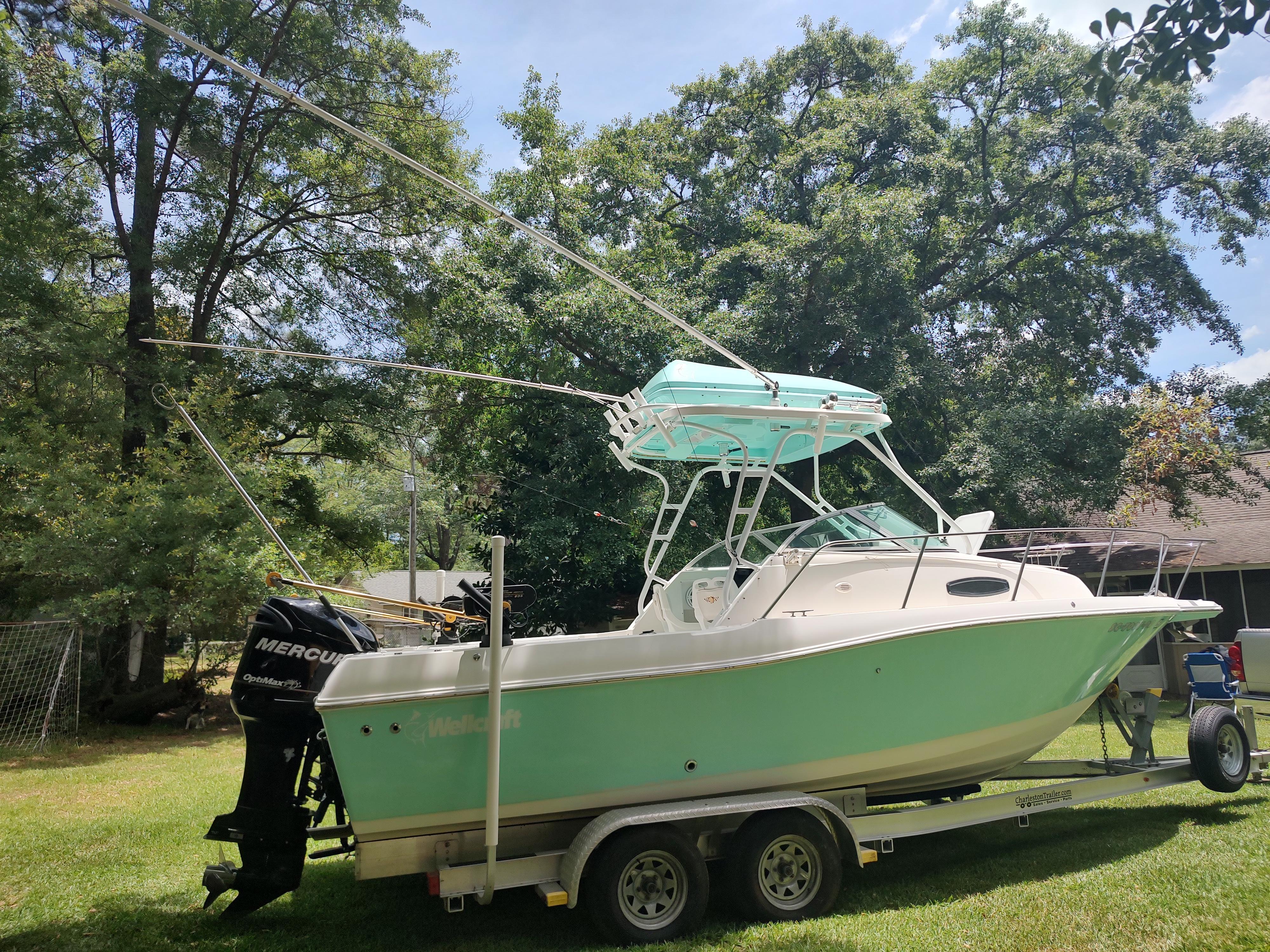 2001 Wellcraft 24 Walkaround
