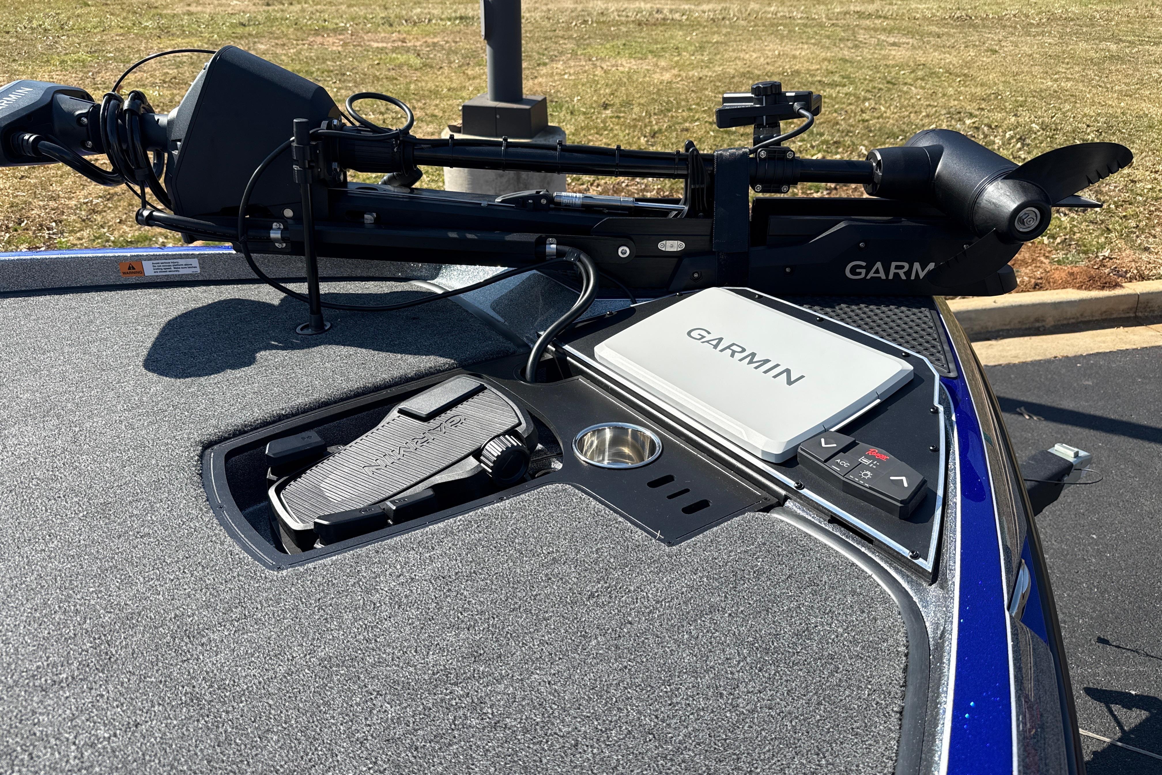 2026 Ranger Z521 boat deck with Garmin electronics and trolling motor.