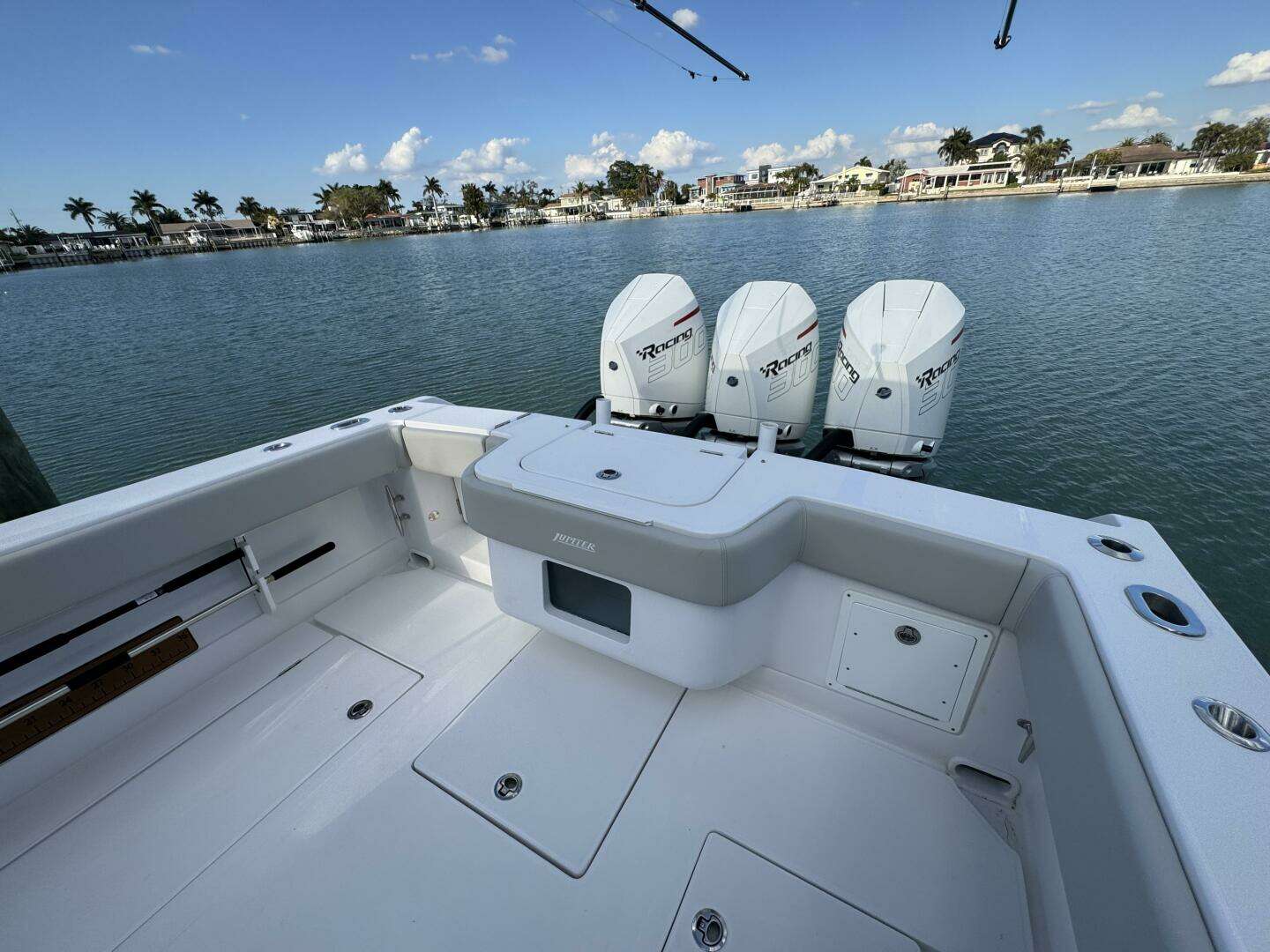 2024 Jupiter 38 HFS - Image 30