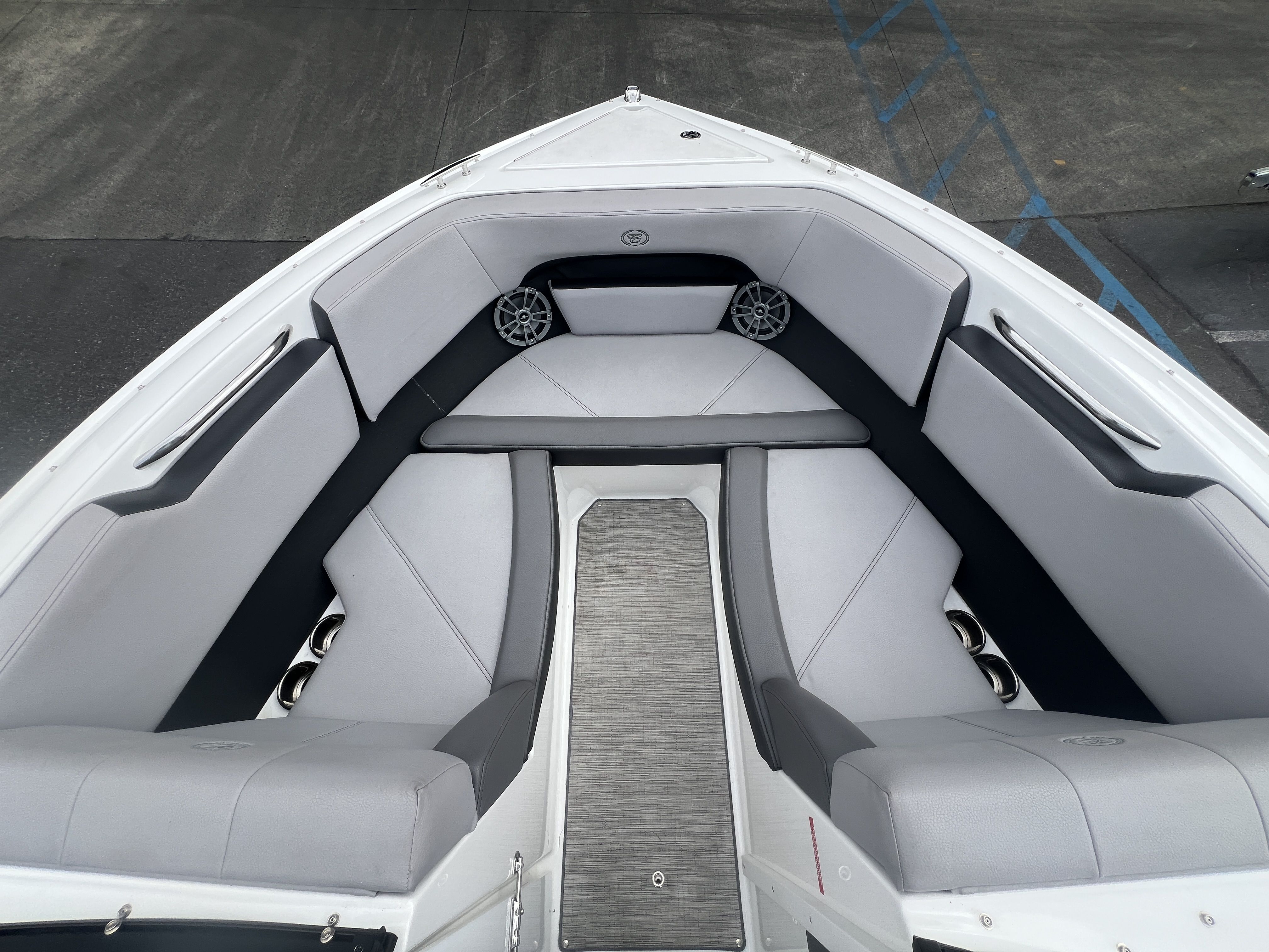 2023 Cobalt CS23 Surf - 18