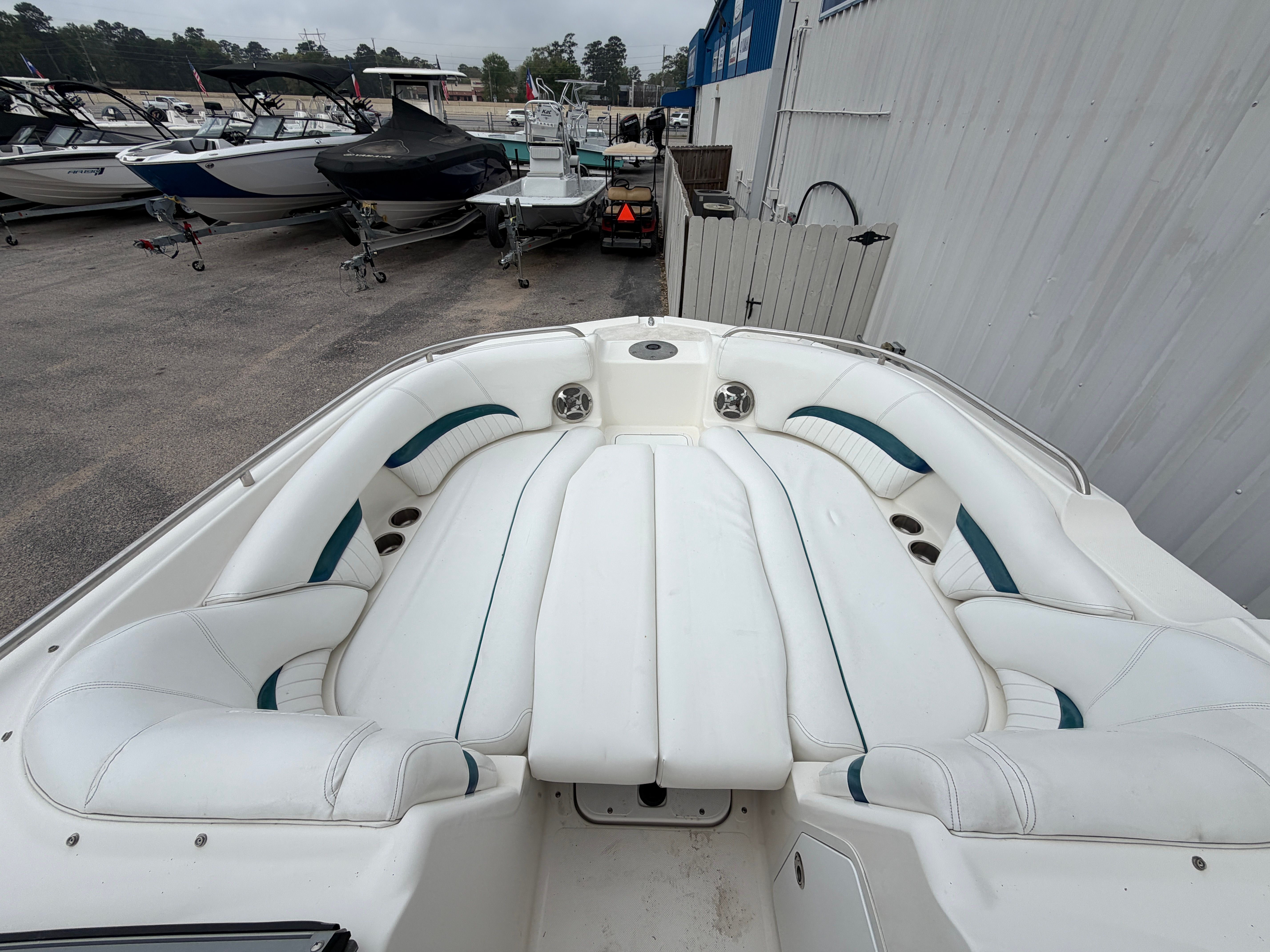 2012 HURRICANE 2600 FD - Image 17