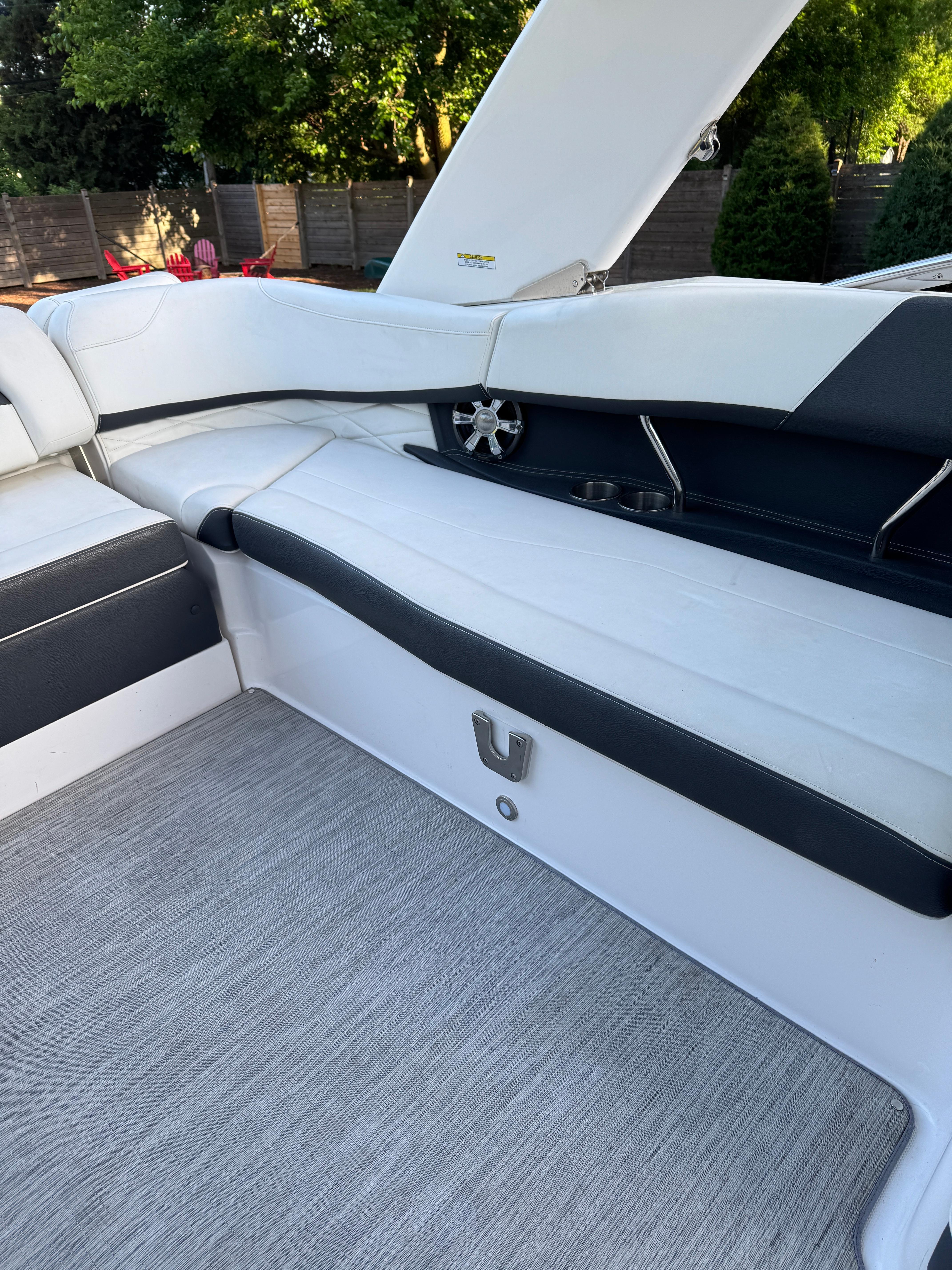 2018 Regal 26 FasDeck - 18