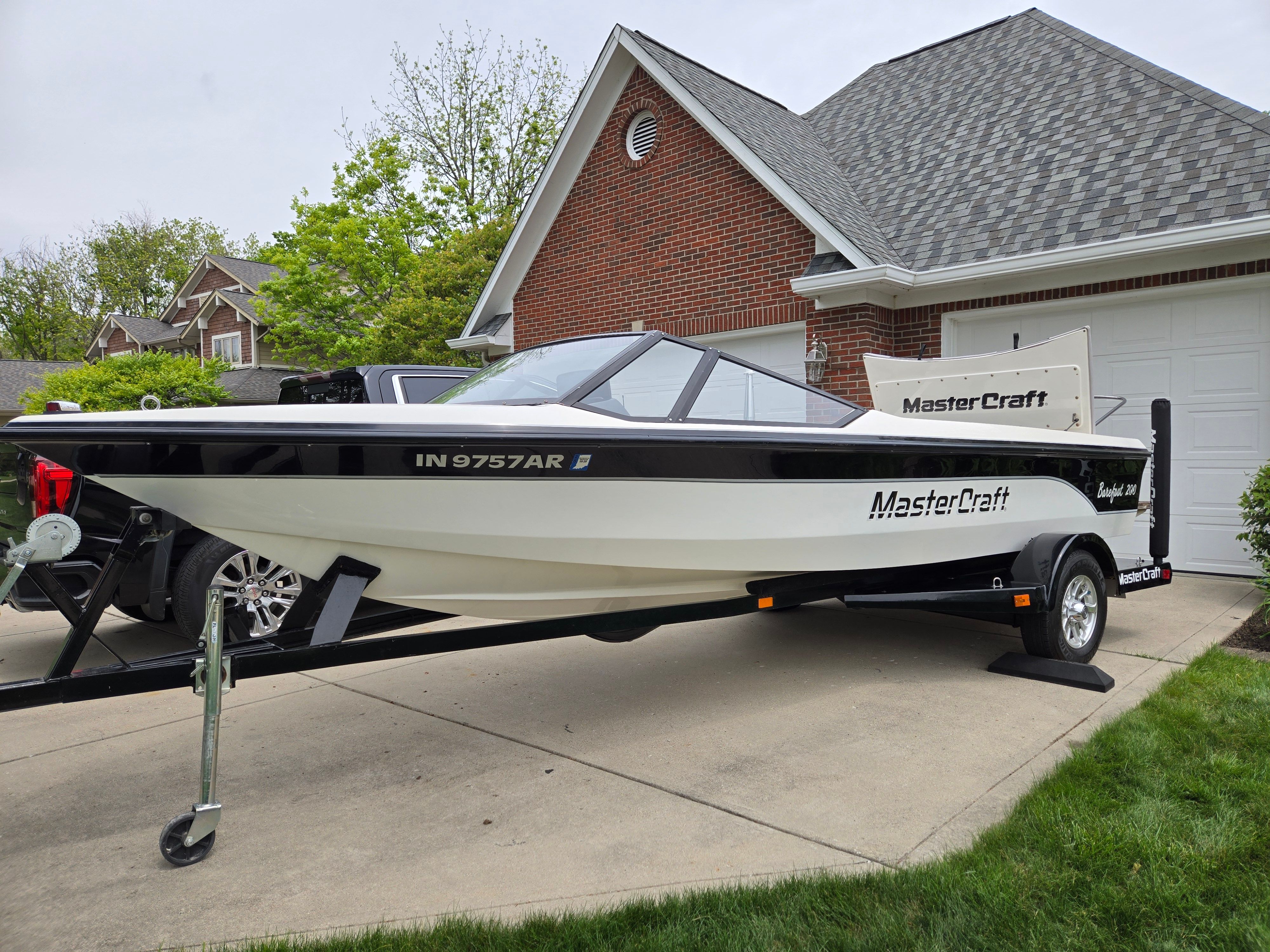 1991 MasterCraft Barefoot 200