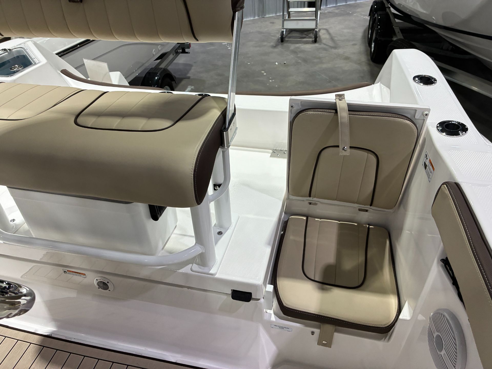 2026 Yamaha Boats 222 FSH Sport - 11