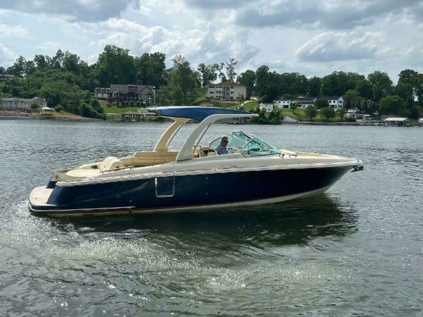 2020 Chris-Craft Launch 31 GT - Image 82