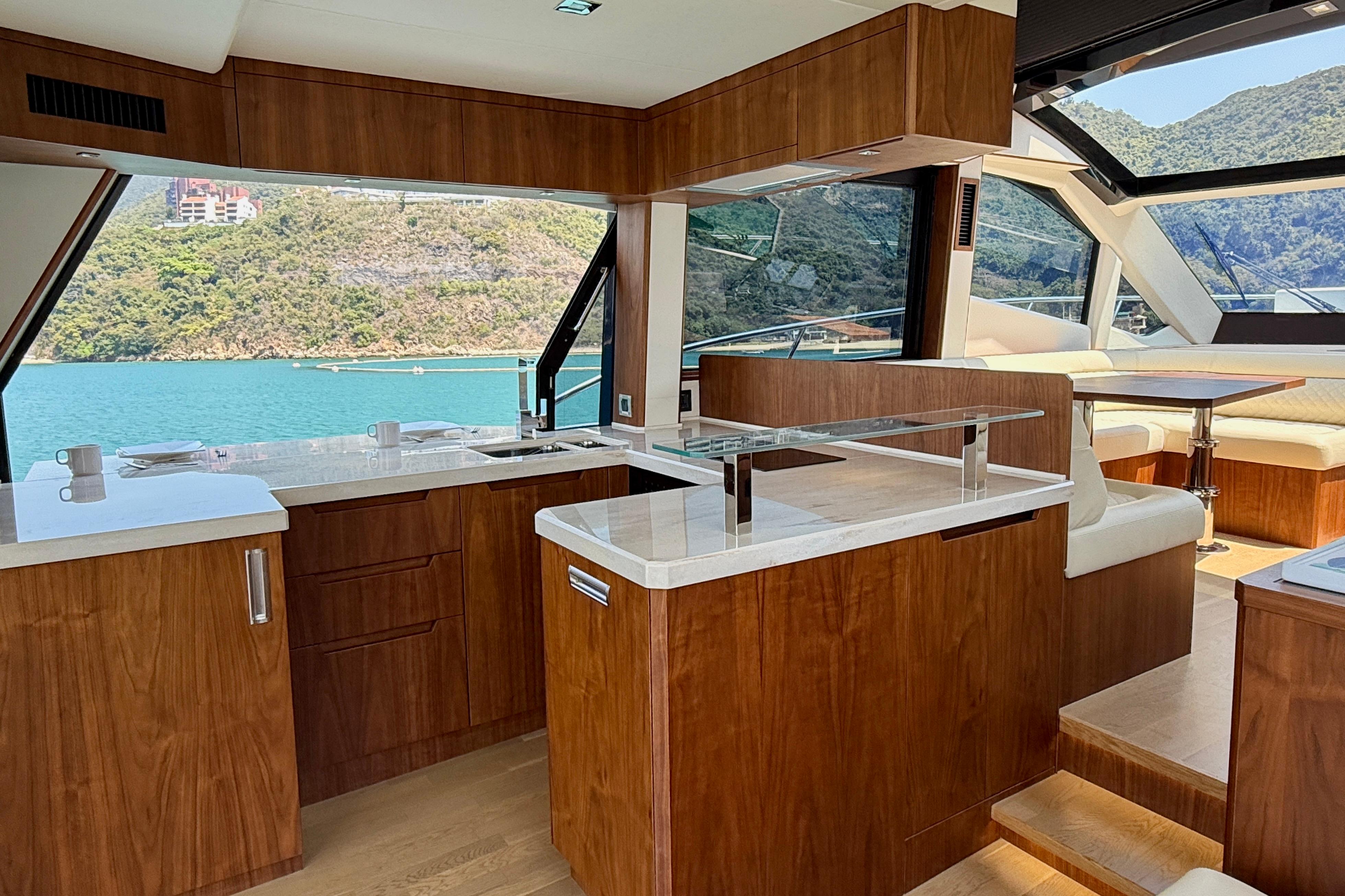 Galeon 510 Sky