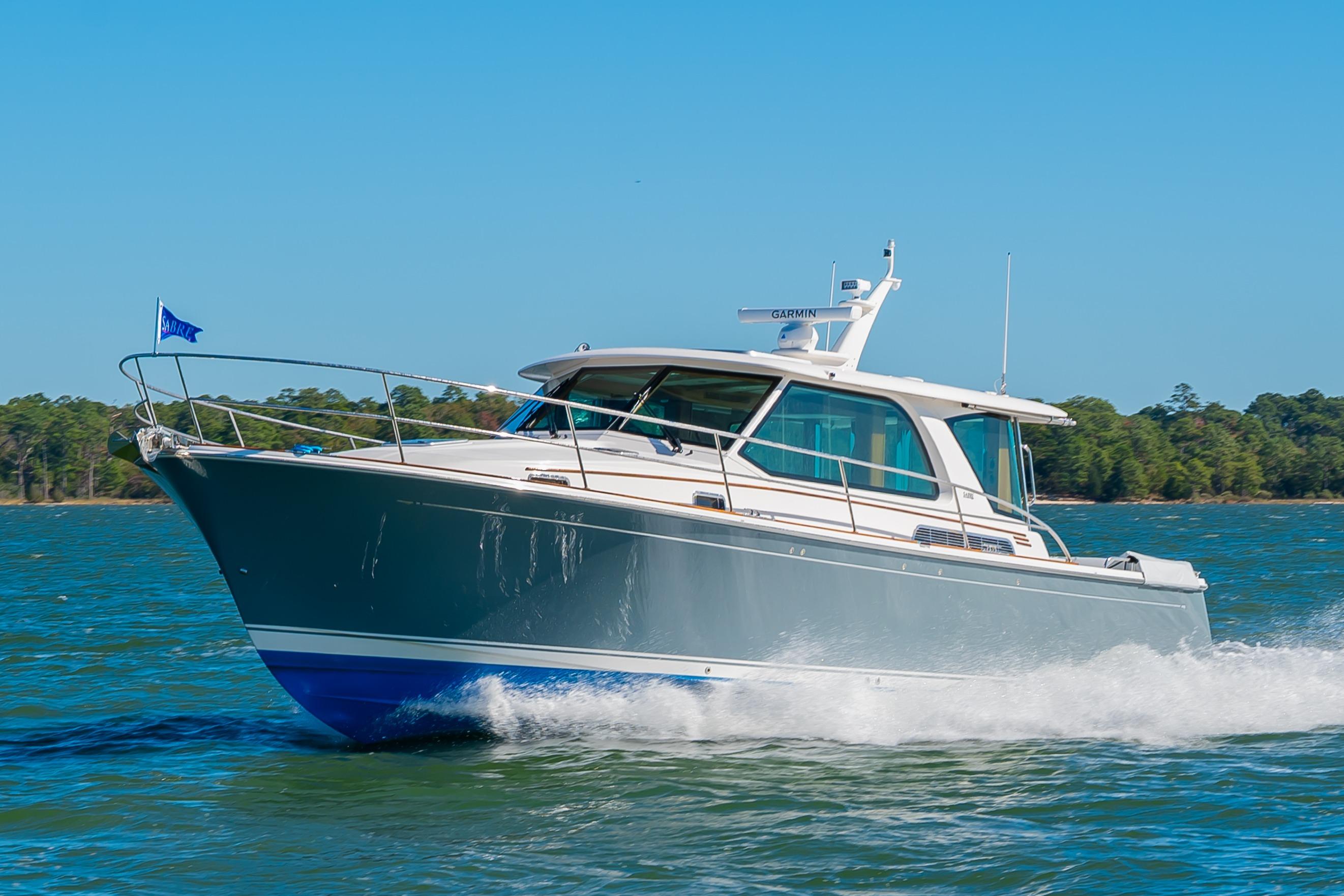 2026 Sabre 43 Salon Express