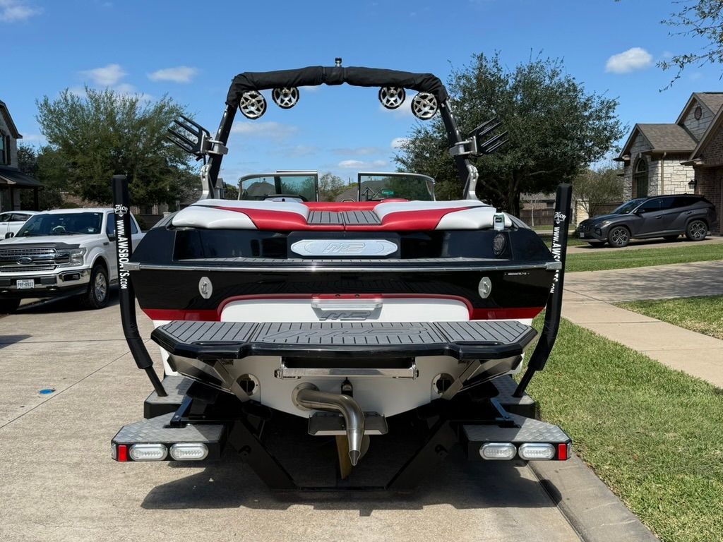 2018 MB B-52 23 - 7