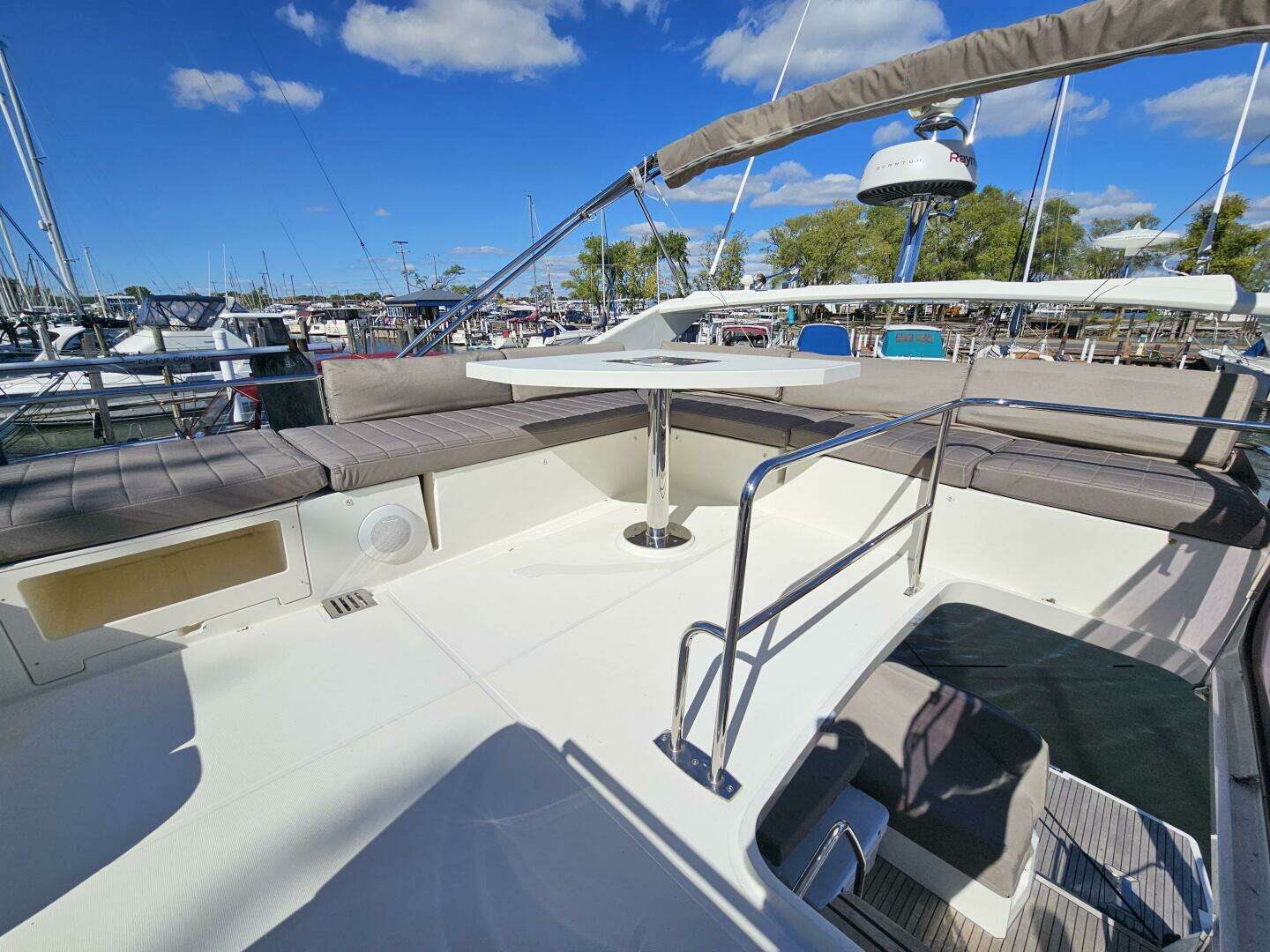 2018 Prestige 460 Fly - Image 24