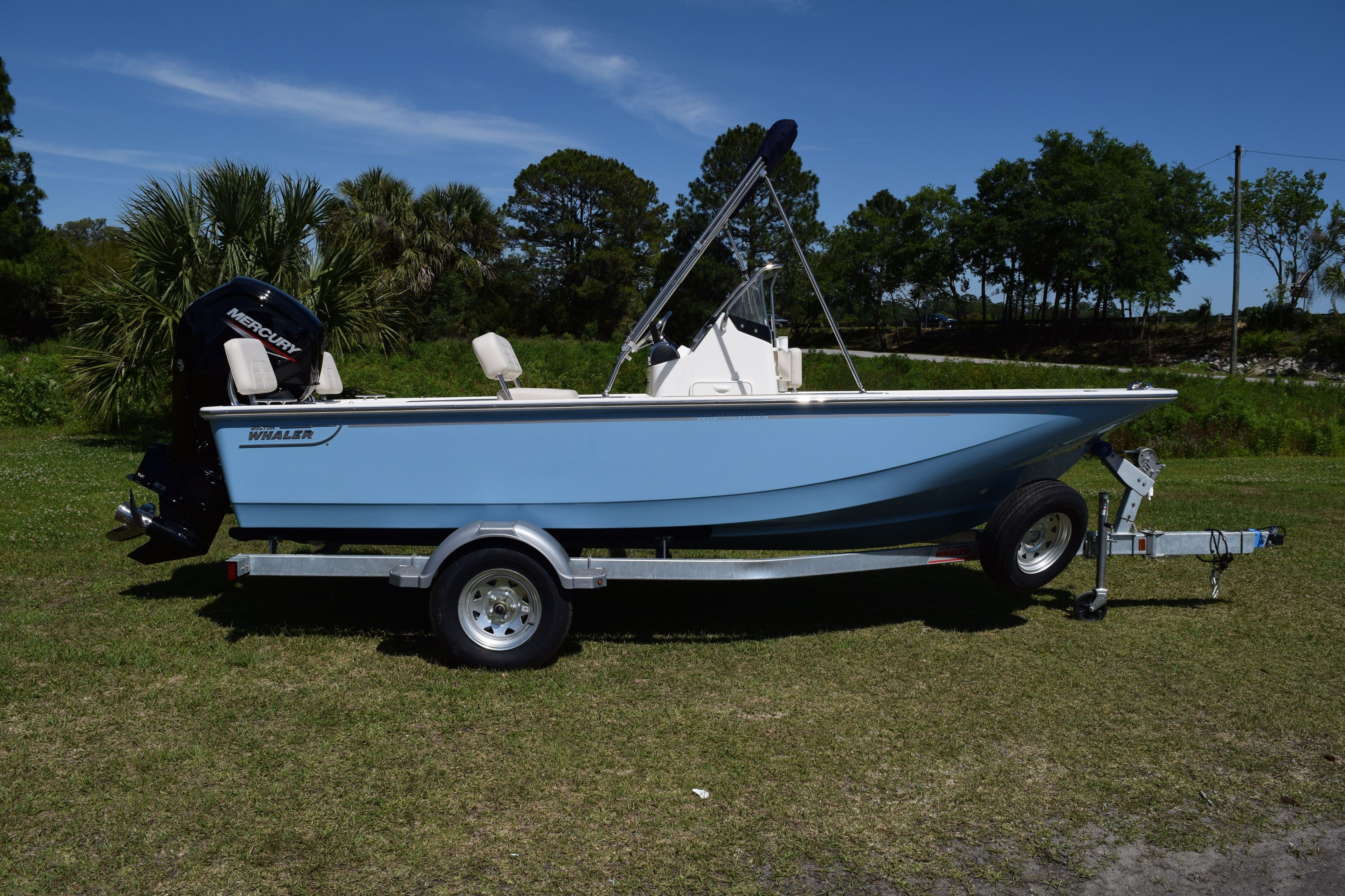 2026 Boston Whaler 170 Montauk