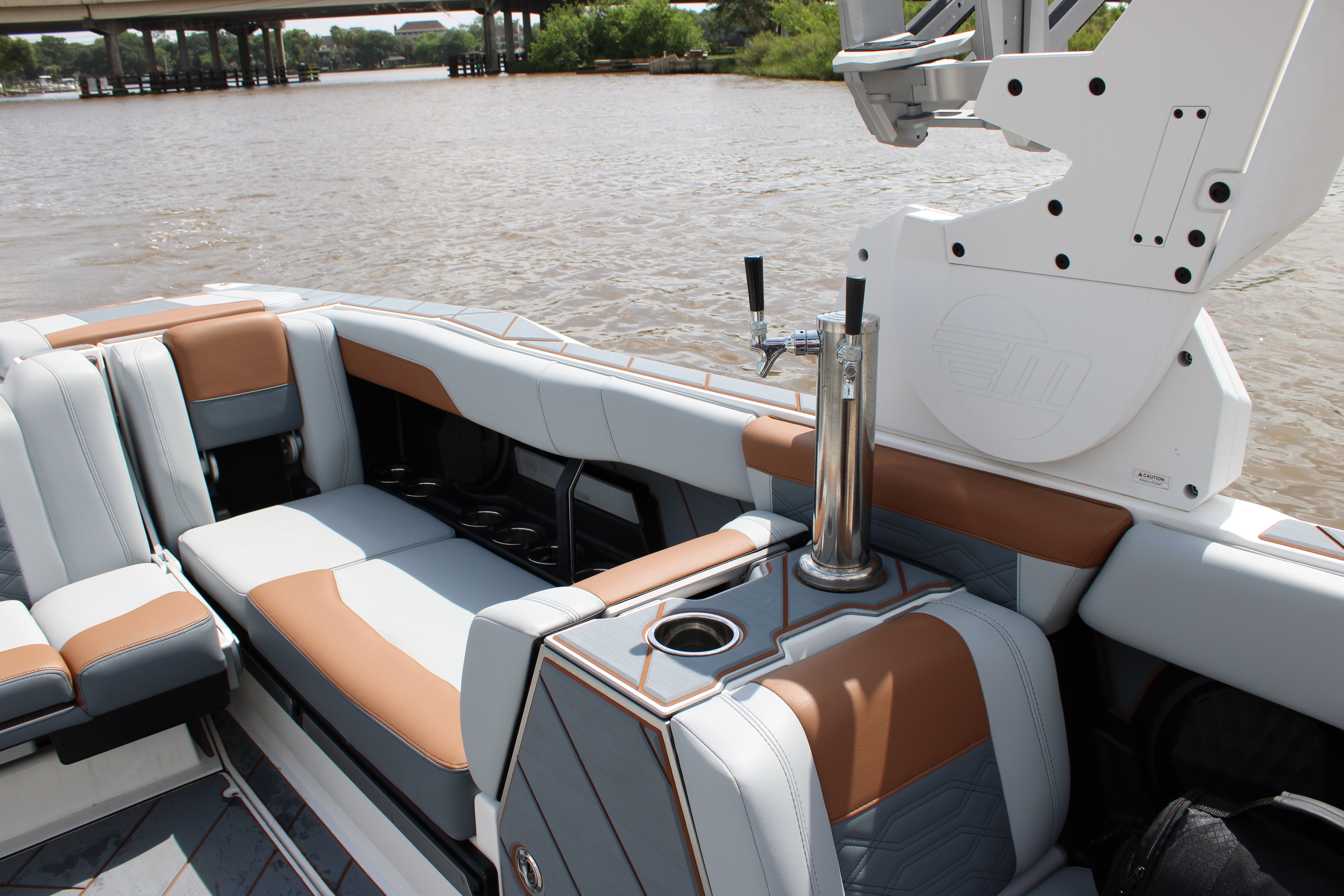2024 Malibu 26LSV - 58