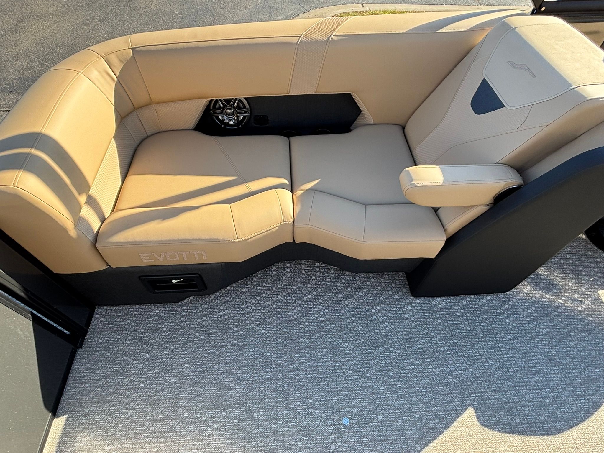 2026 Evotti 521 QL - 37