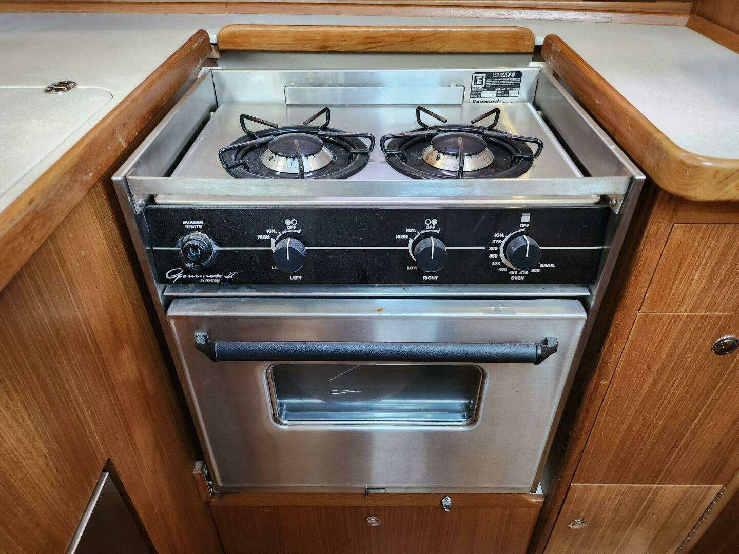 2012 Catalina 355 - Image 40
