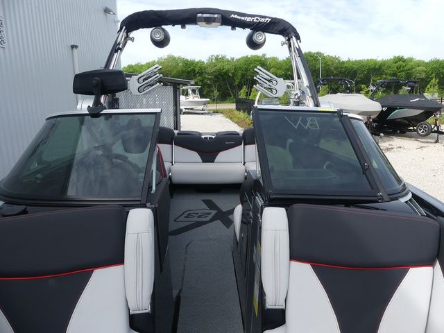 2017 MasterCraft X23 CUSTOM - 8