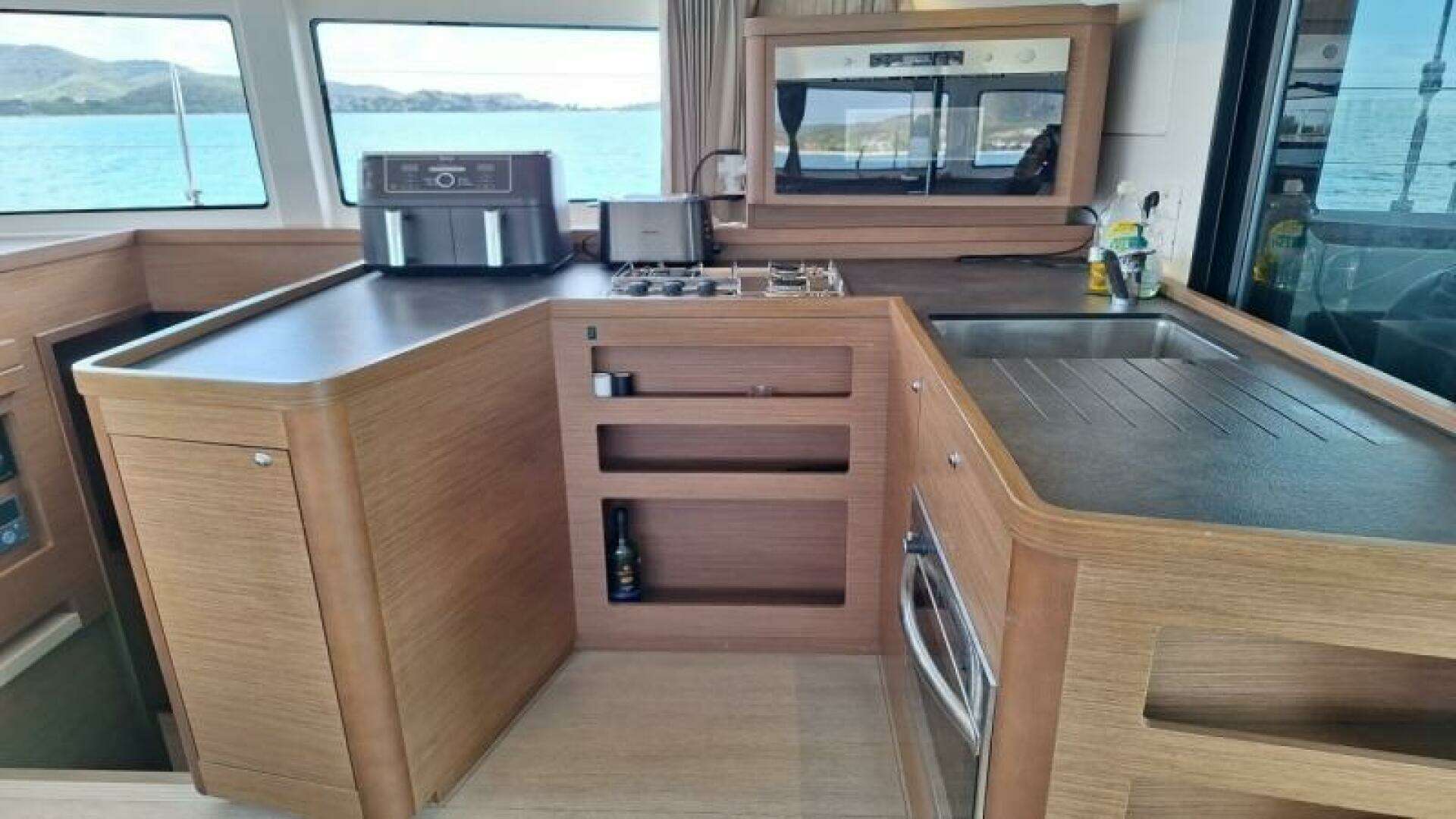 2018 Lagoon 42 - Image 9