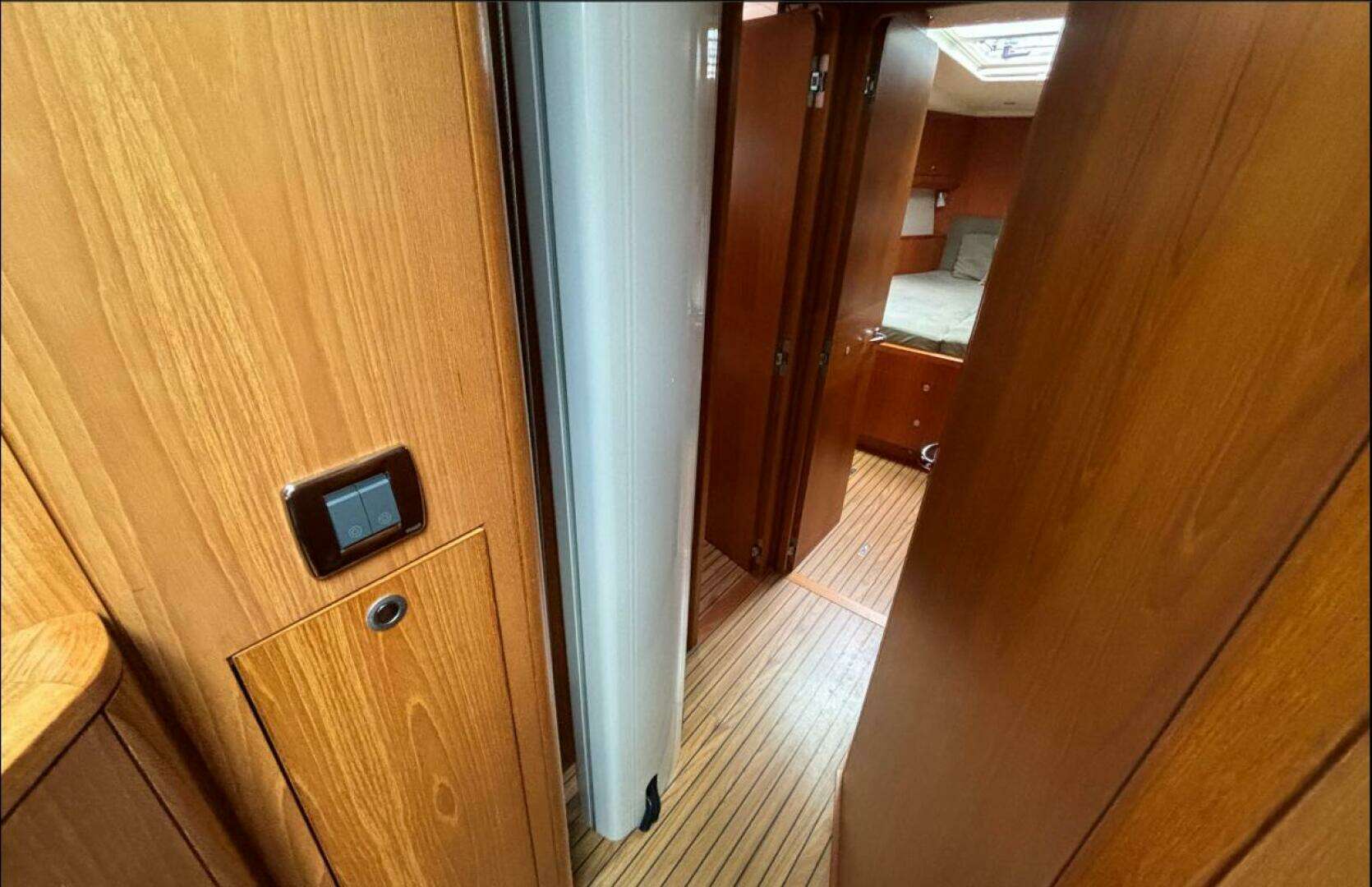 2014 Southerly 535 - Image 19