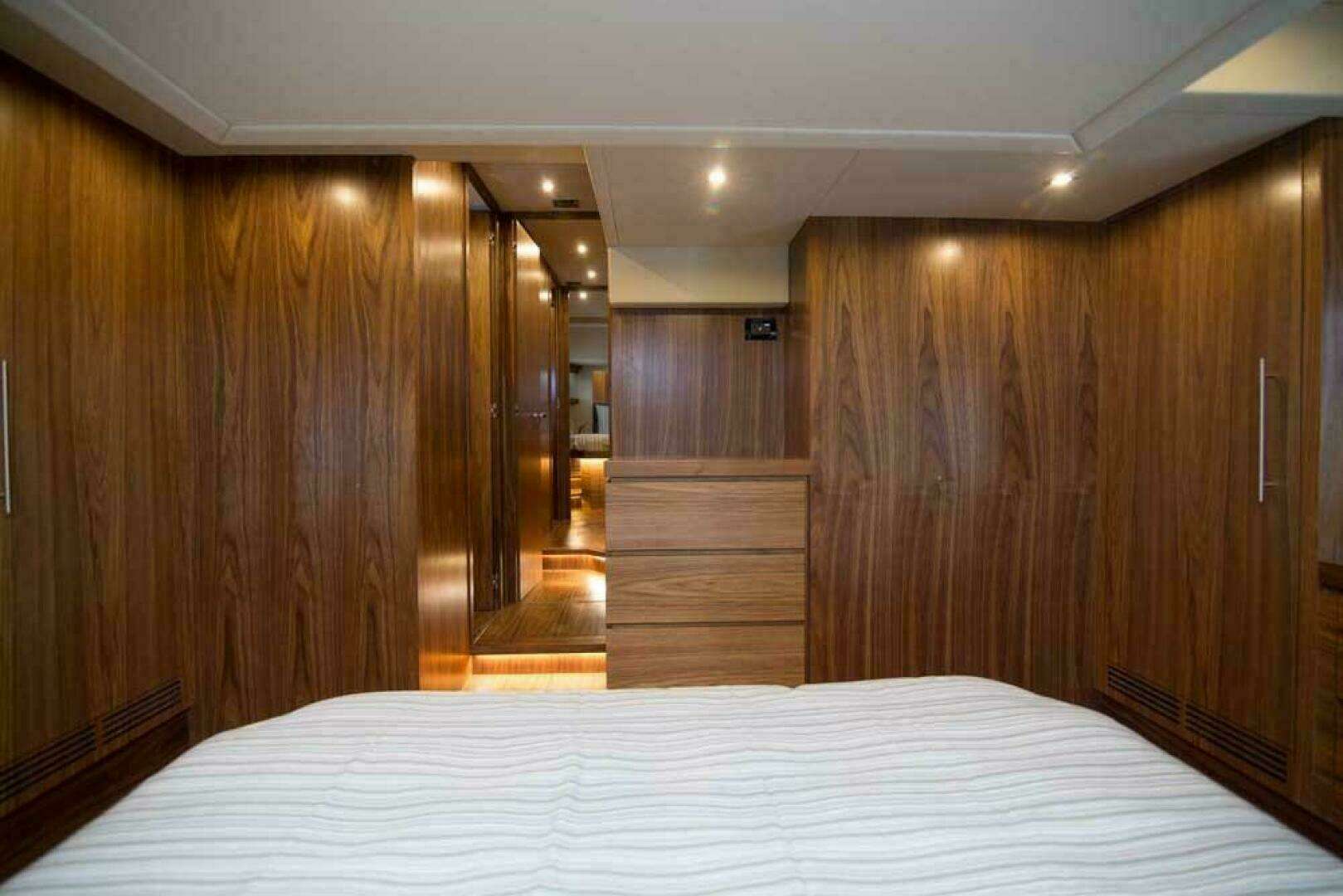 2019 Sundeck Yachts 580 Sport - Image 33