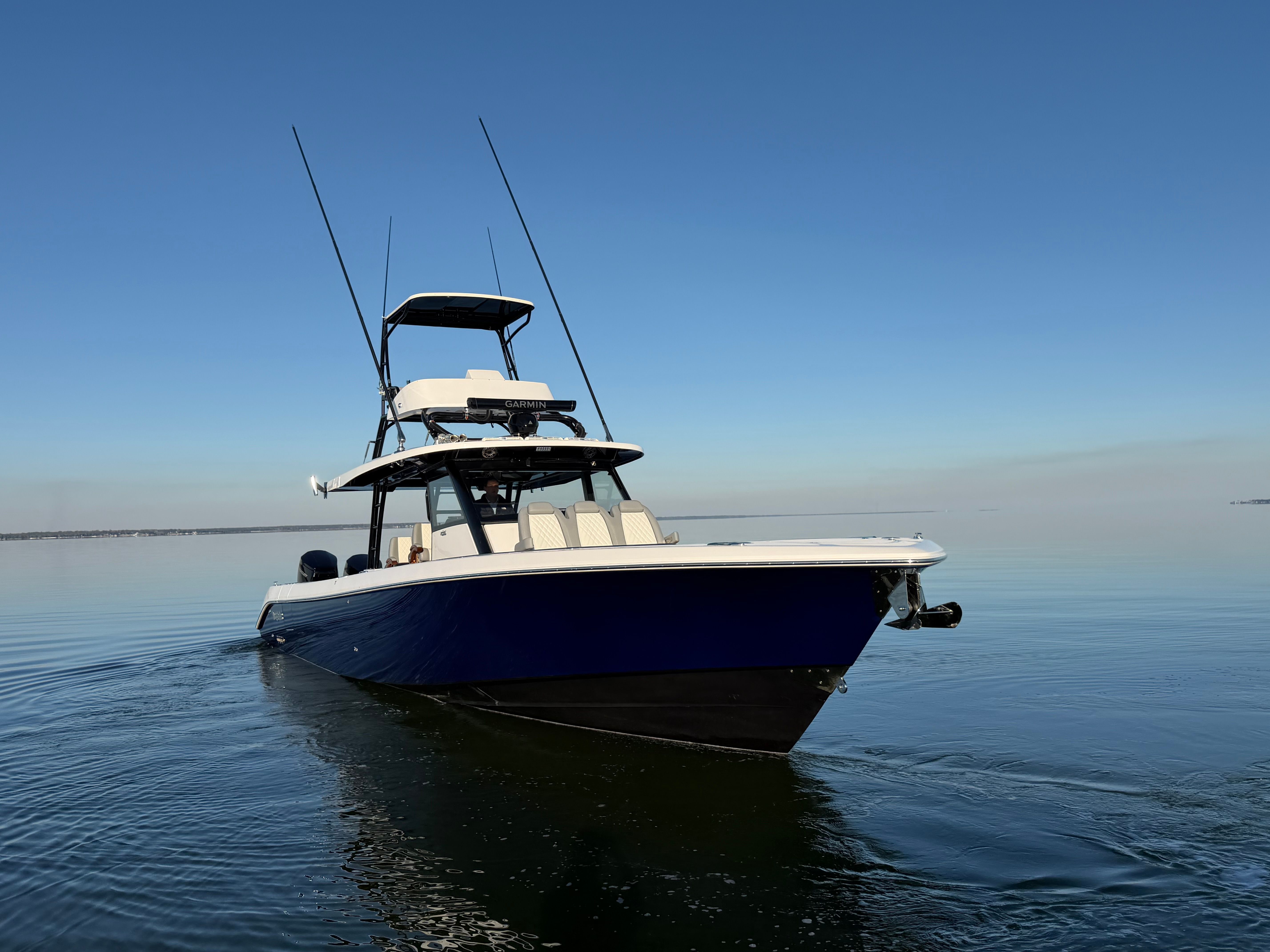 2026 EVERGLADES 455 CC - Image 11
