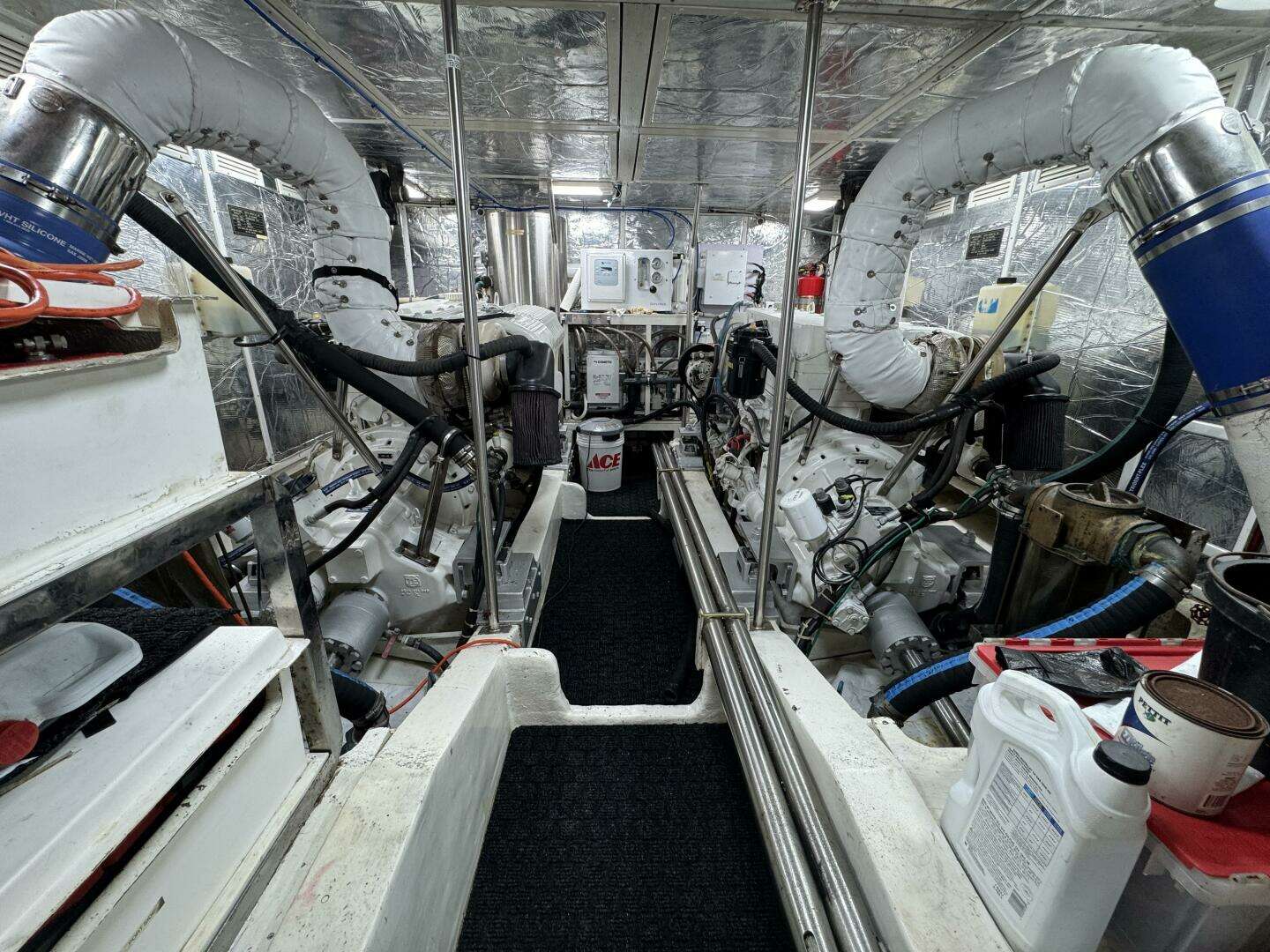 2004 Altima 55 Pilothouse - Image 53