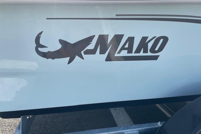 2026 Mako Pro Skiff 17 CC boat logo on hull.