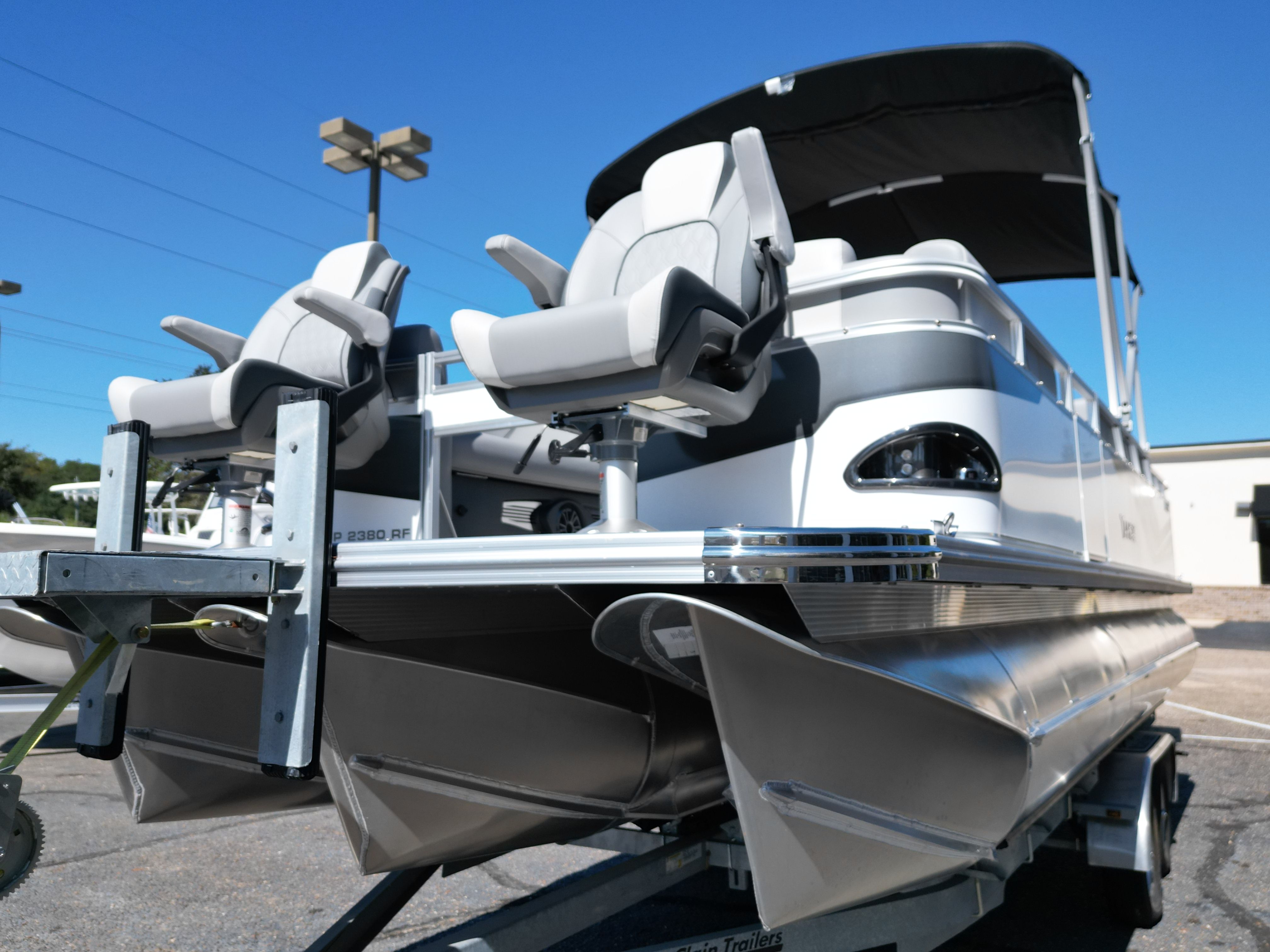 2025 Tahoe SPT FNC23T - 42