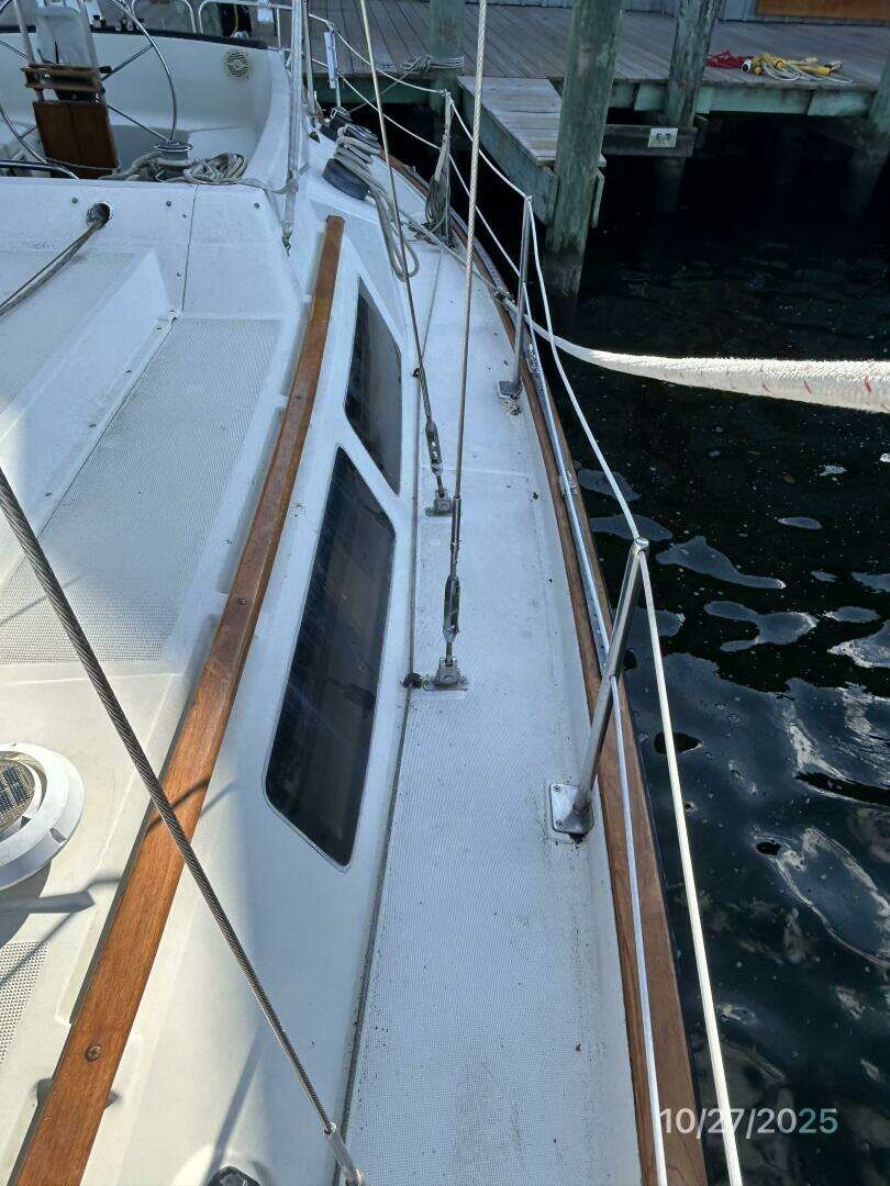 1981 S2 C36 - Image 12