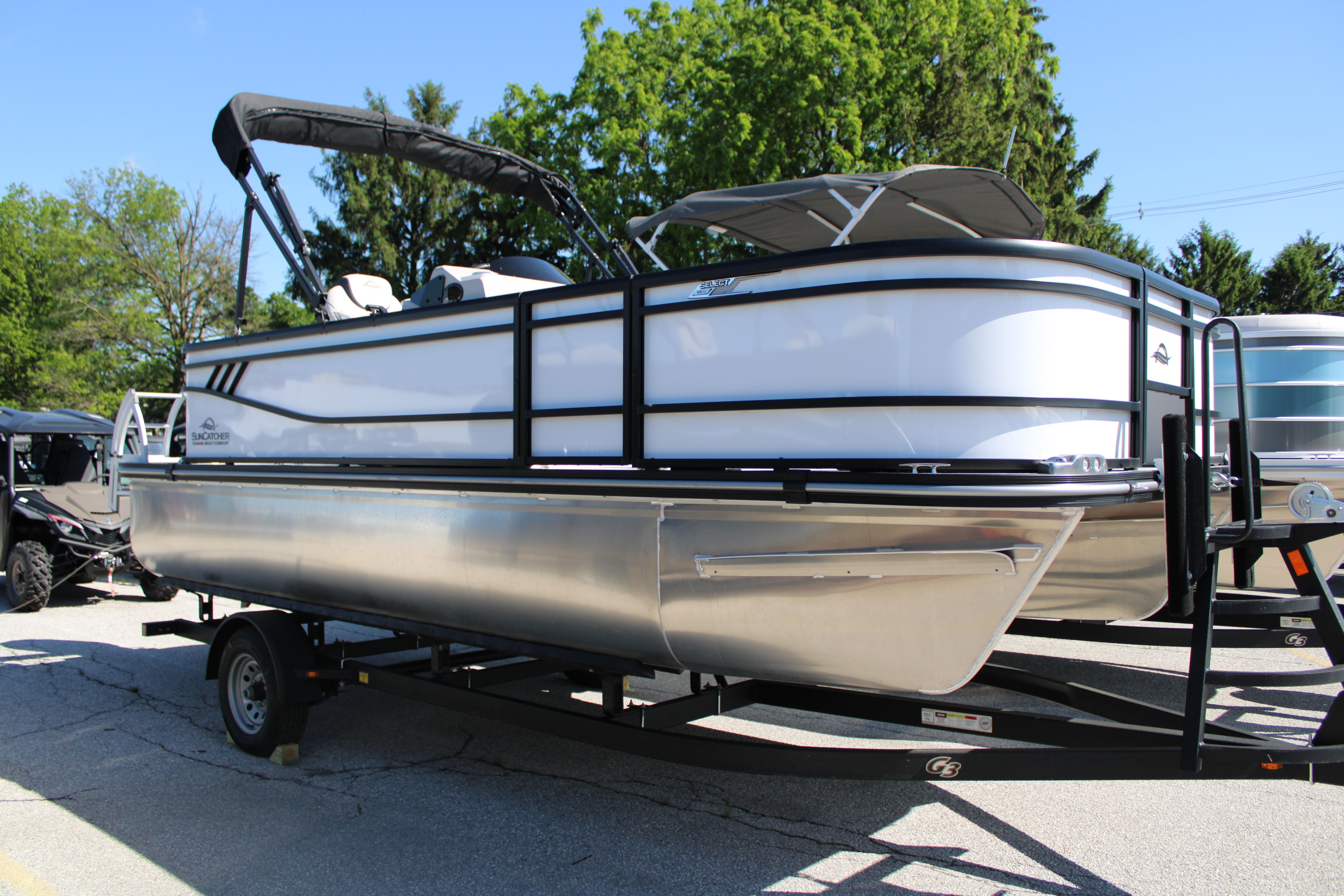 2025 SunCatcher Select 20FC, 90hp SVHO Yamaha, Trailer