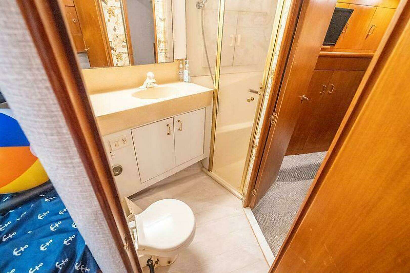 1999 Ocean Yachts 40 - Image 38