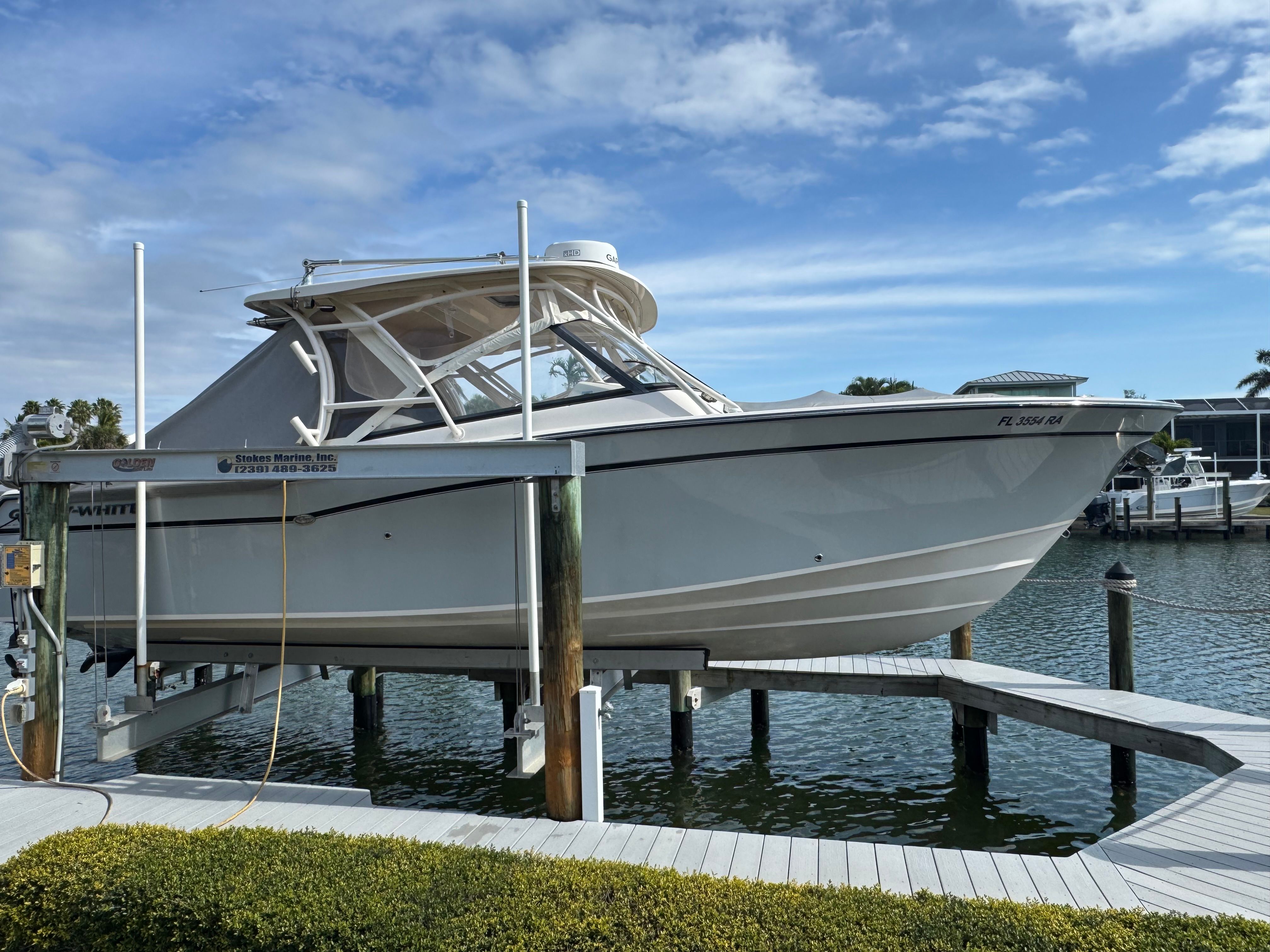 2016 Grady-White Freedom 307