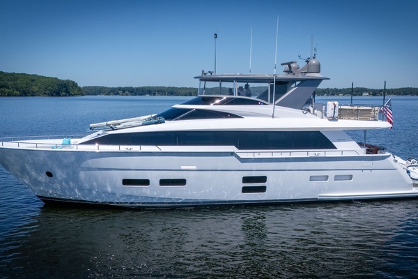 2021 Hatteras M75 Panacera