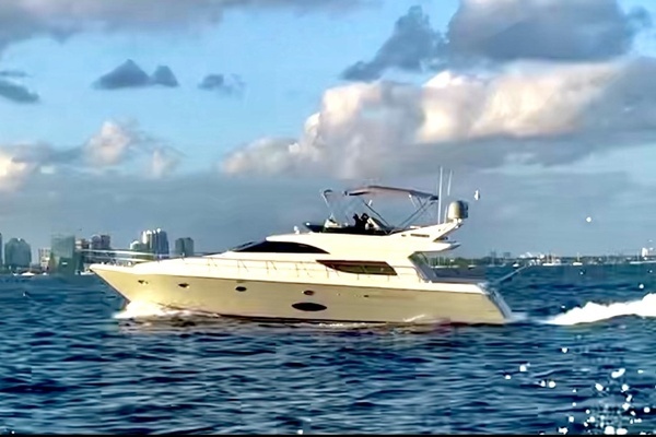 2006 Uniesse 58 MY